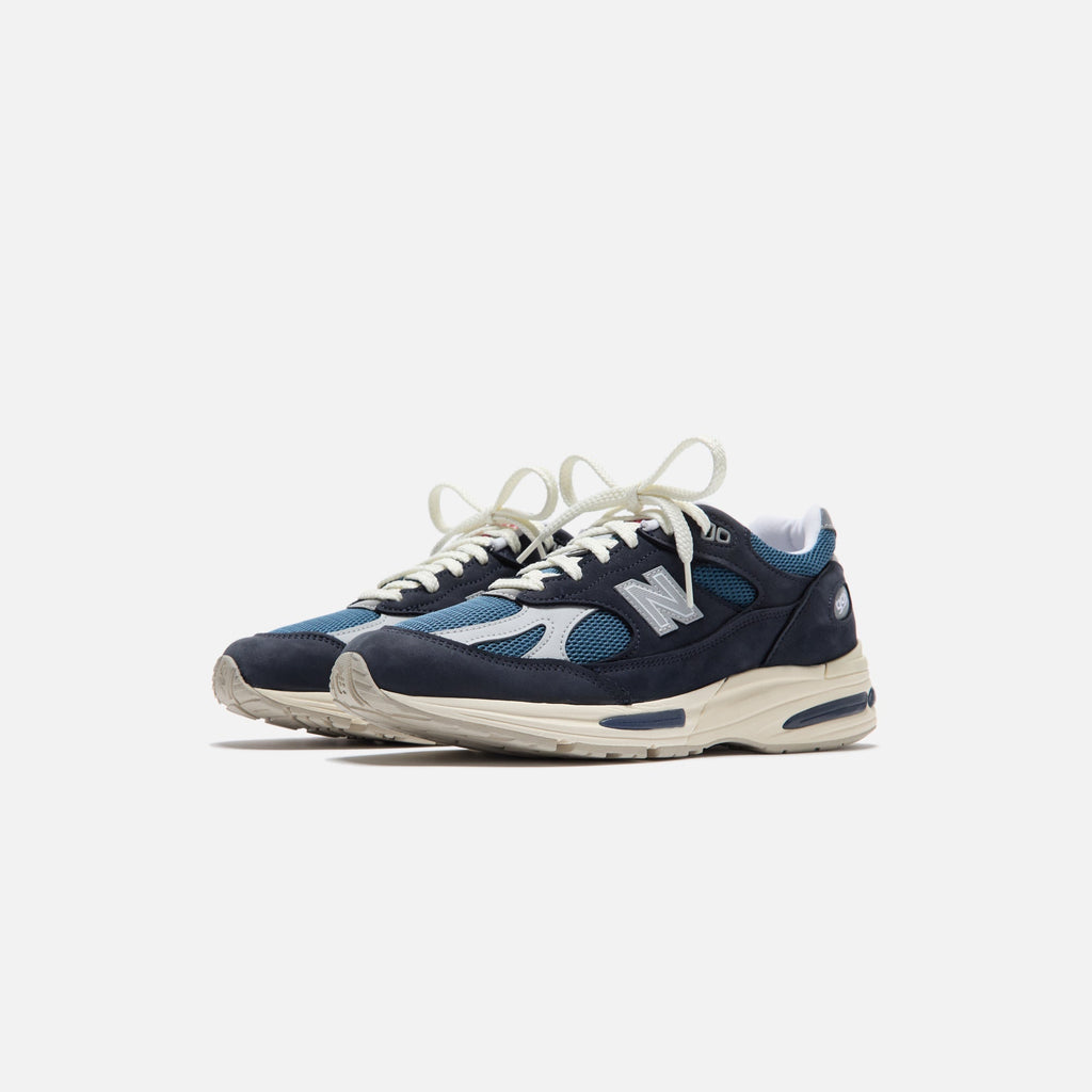 Made In Uk 991v2 Vintage Navy New balance – Гарантія оригінальності – вид ззаду