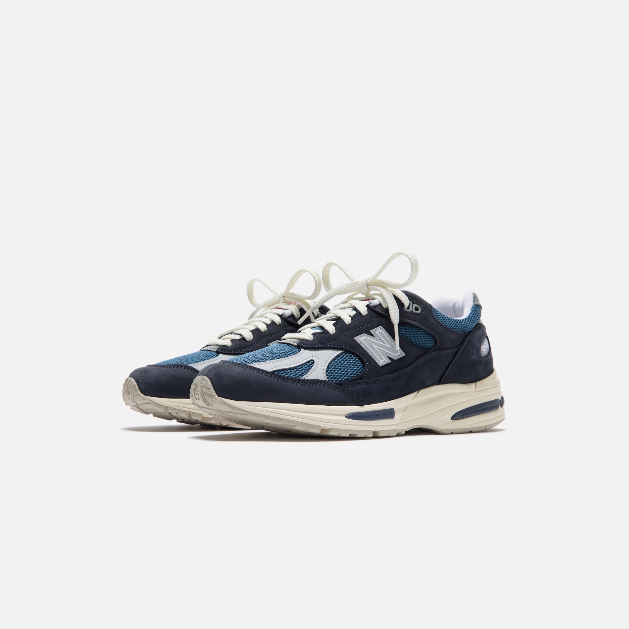 Made In Uk 991v2 Vintage Navy New balance – Гарантія оригінальності – вид ззаду