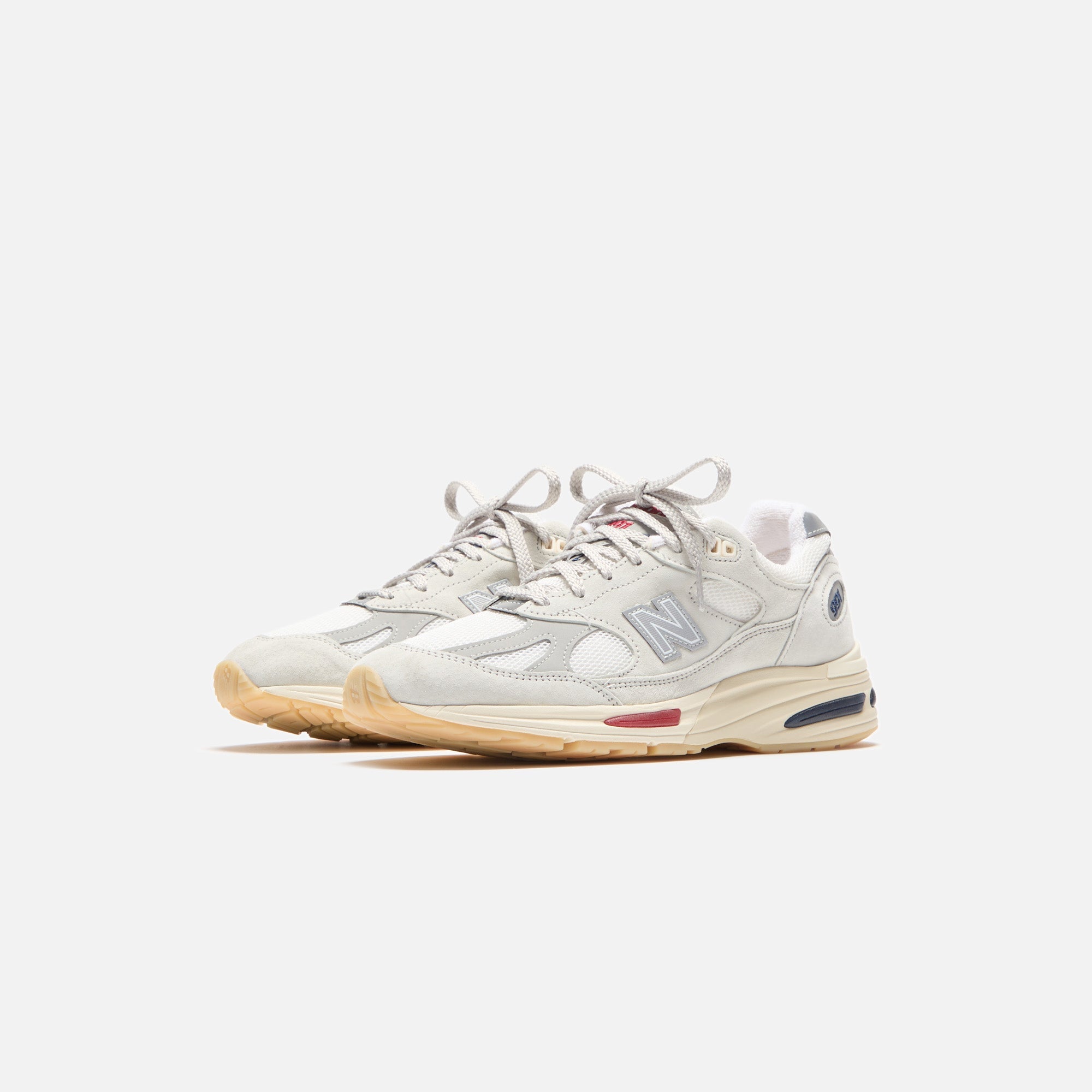 Made In Uk 991v2 Off White New balance оригінал – Купити в Україні – вид ззаду