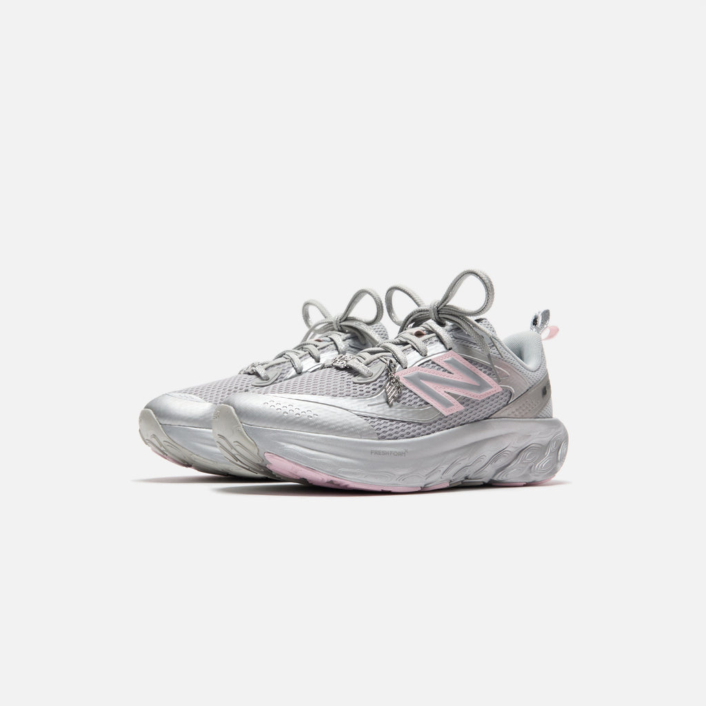 Fresh Foam Trainer Grey New balance оригінал – Купити в Україні – вид ззаду