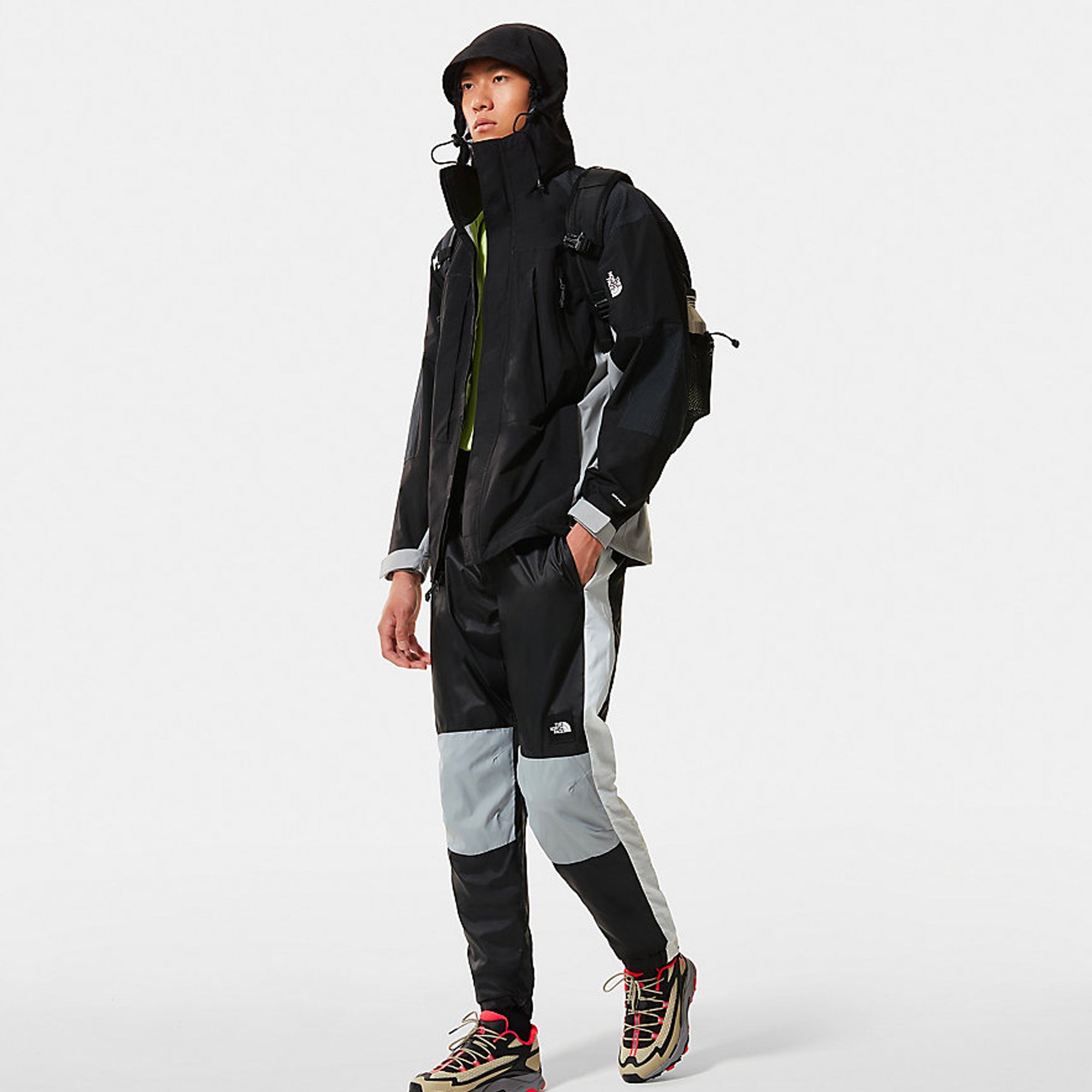 The north face Outerwear оригінал | Швидка доставка Україна – вид ззаду