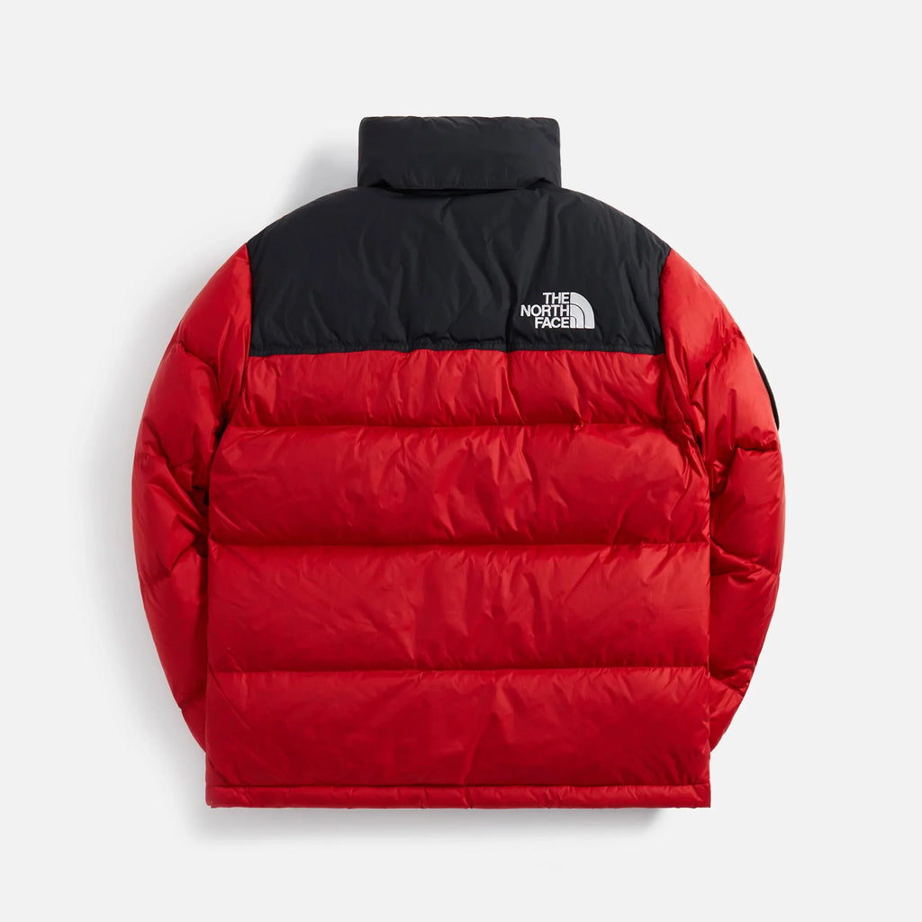 Оригінальна Mens 92 Retro Anniversary Nuptse Jacket Tnf Red The north face – вид ззаду