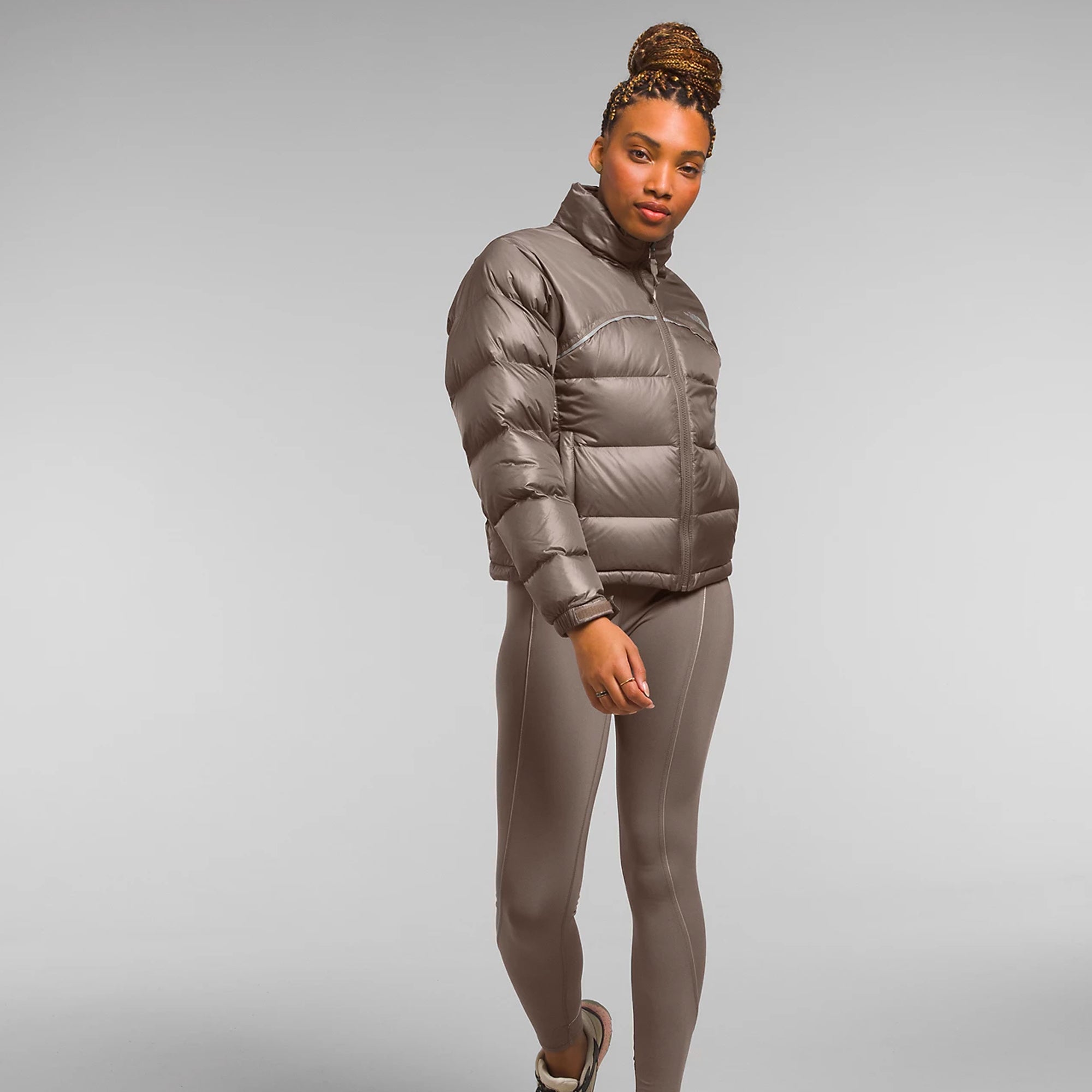 Womens 2000 Retro Nuptse Jacket The north face оригінал – Купити в Україні – вид ззаду