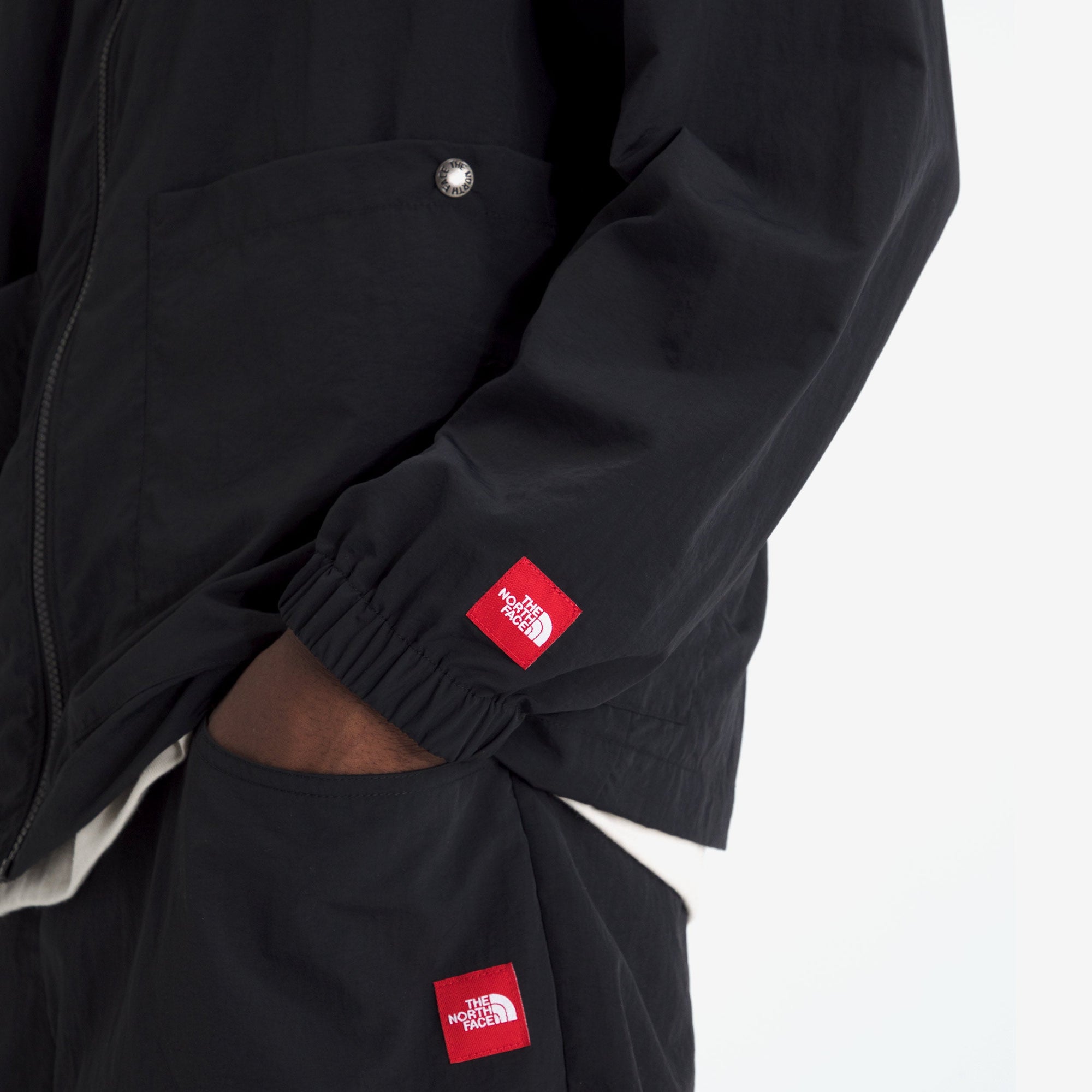 Оригінальна Tnf™ Red Box Nylon Long Sleeve Shirt The north face – детальний вид