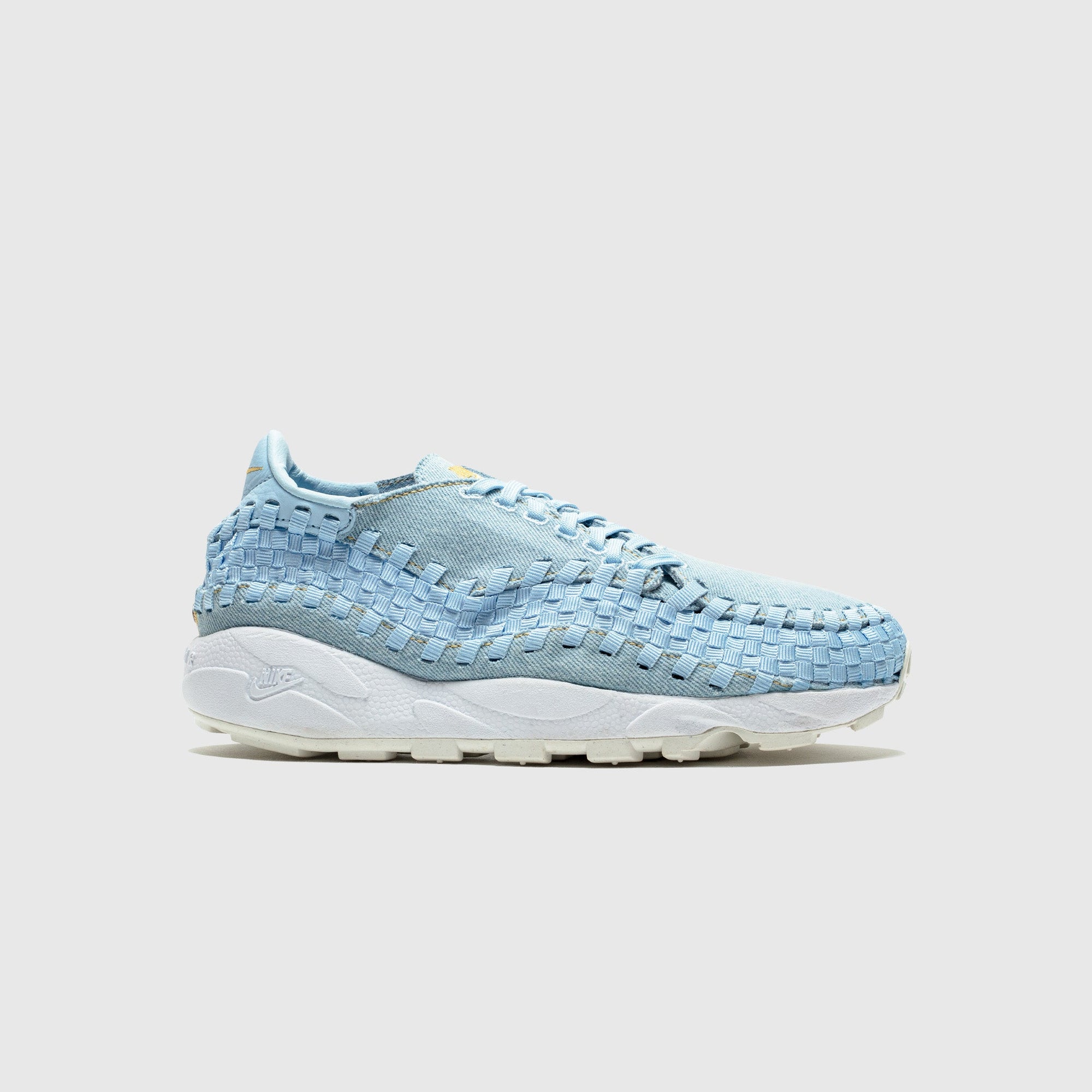 Wmns Air Footscape Woven Light Denim Nike оригінал – Купити в Україні – боковий вид