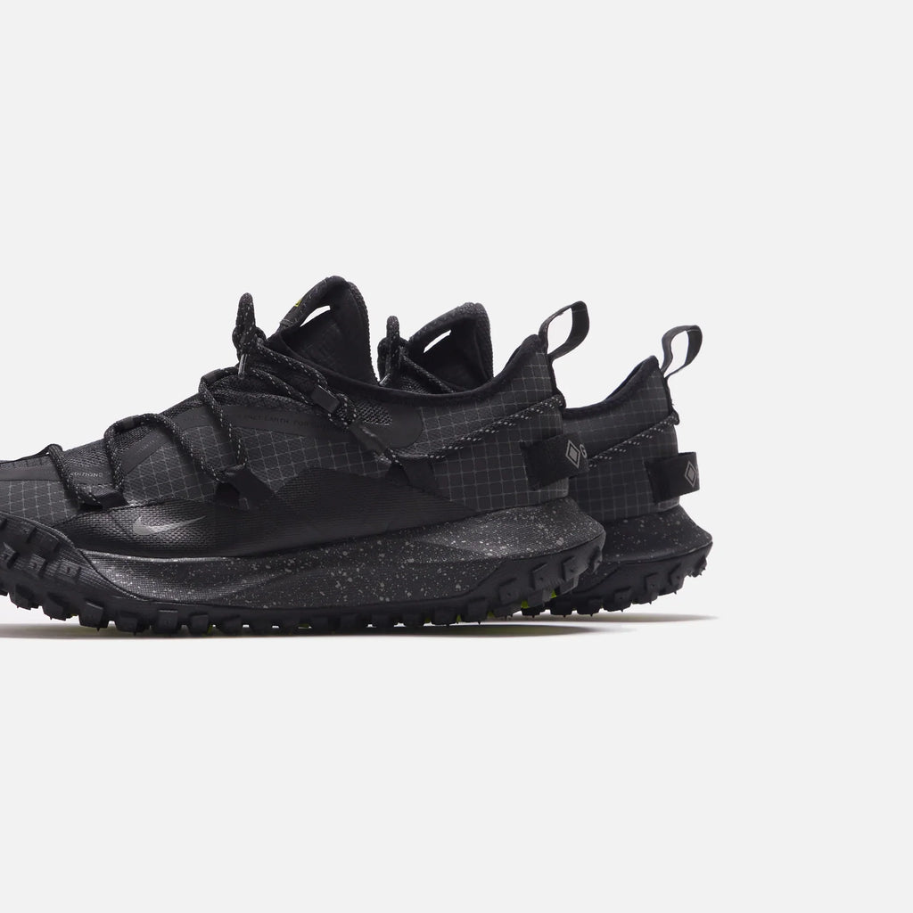 Mountain Fly Low Gore Tex Dark Smoke Grey Nike – Гарантія оригінальності – детальний вид