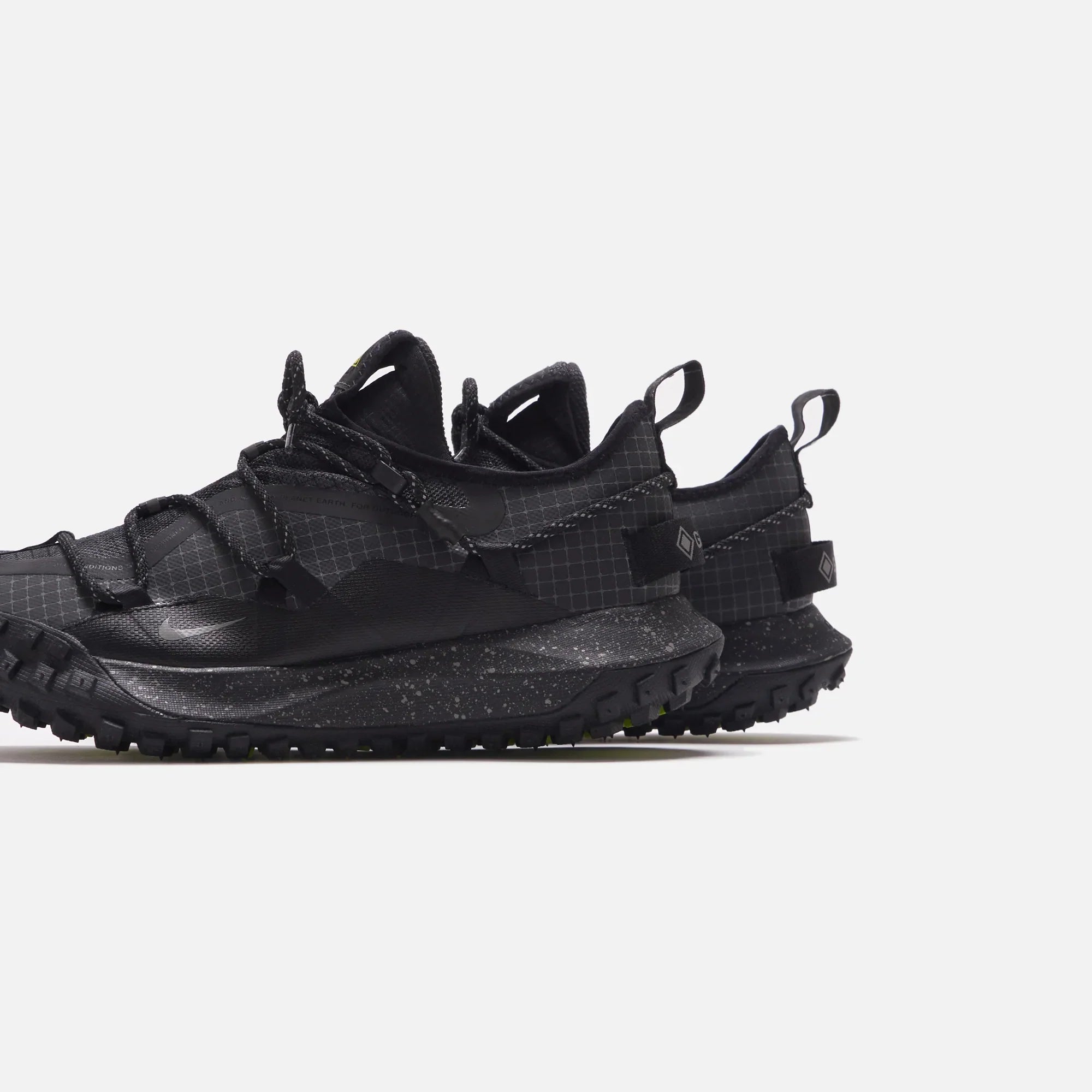 Mountain Fly Low Gore Tex Dark Smoke Grey Nike – Гарантія оригінальності – детальний вид