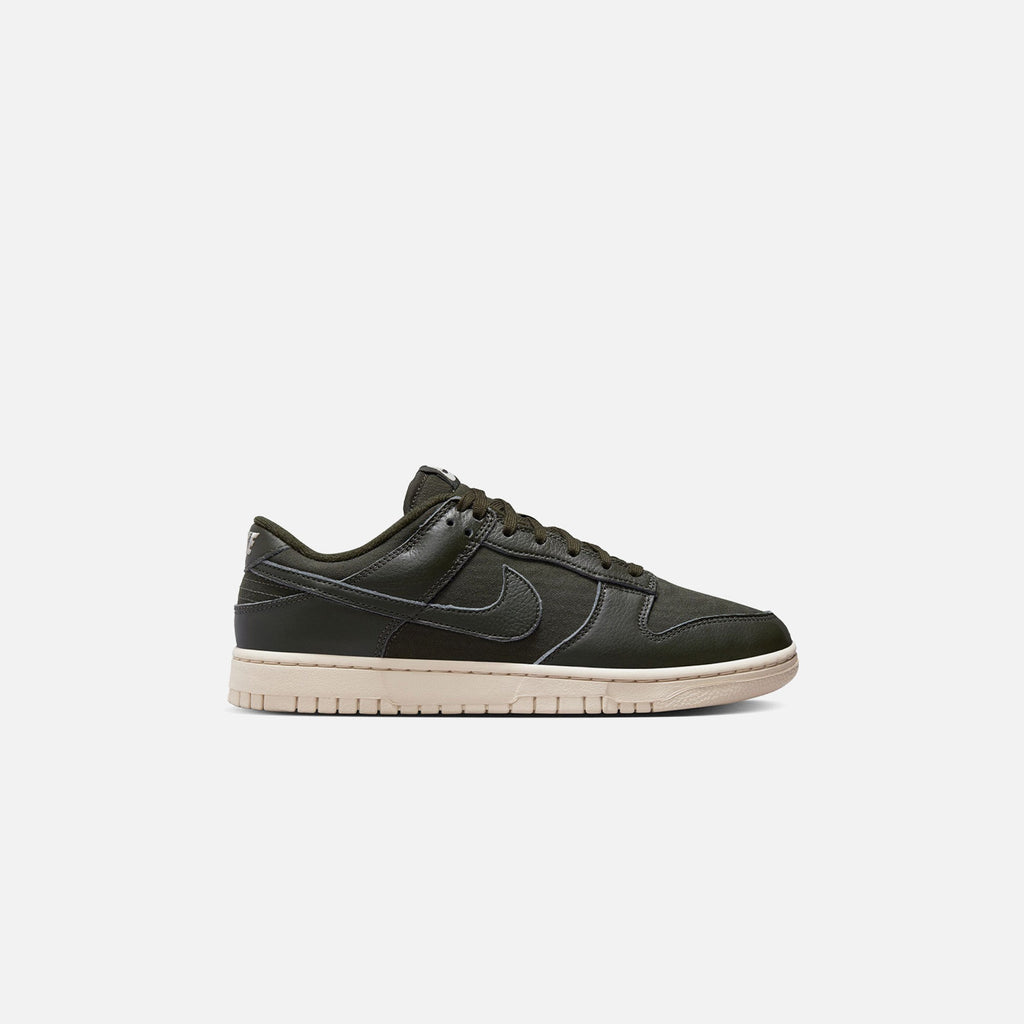 Nike Footwear оригінал | Швидка доставка Україна – боковий вид