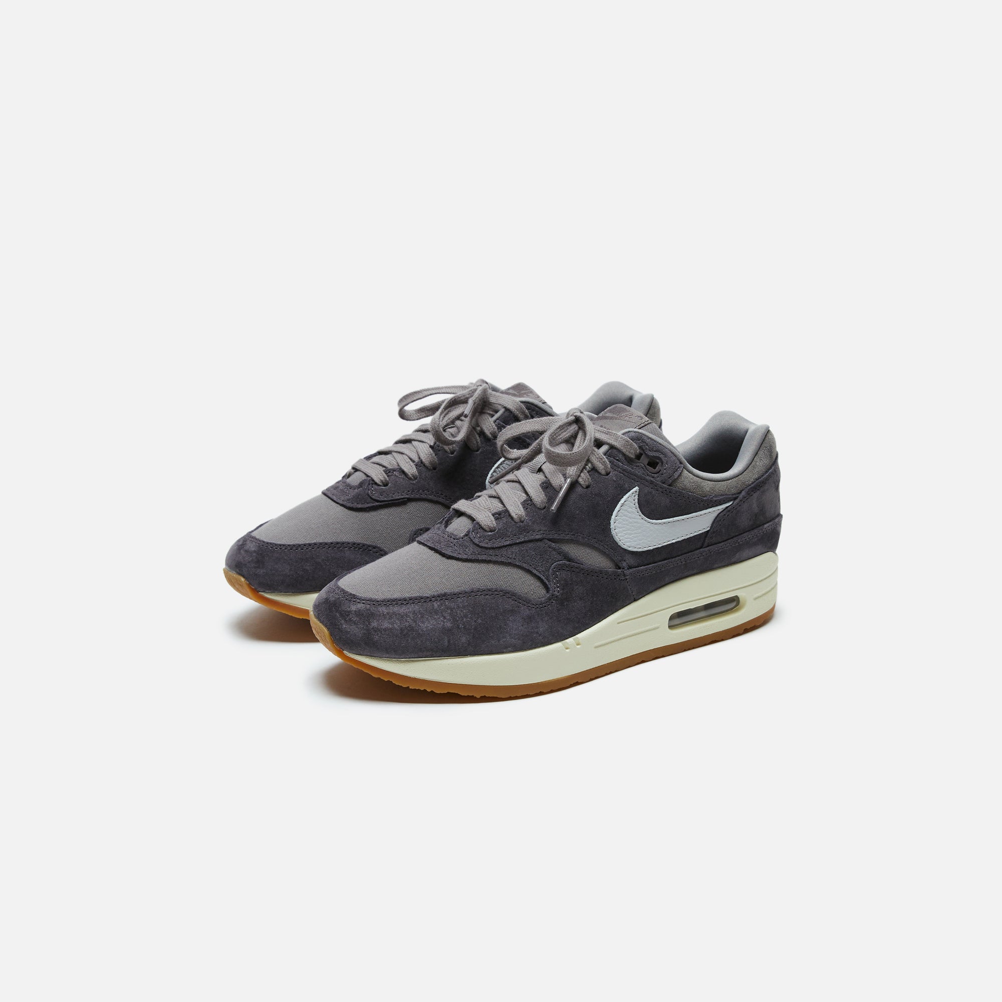 Nike Footwear оригінал | Швидка доставка Україна – вид ззаду