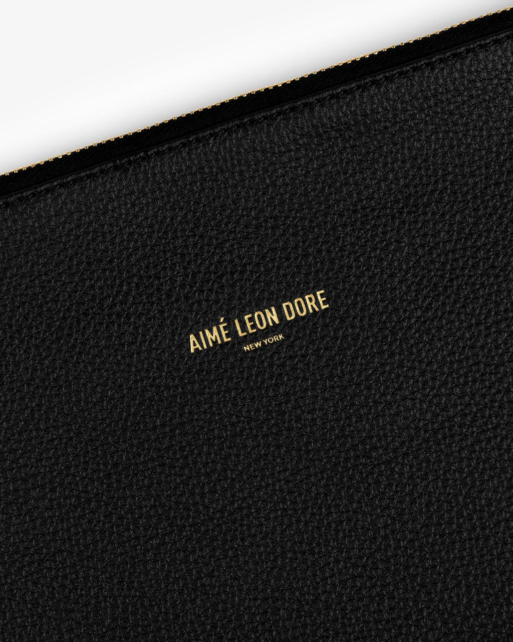Small Leather Pouch Aime leon dore – Гарантія оригінальності – детальний вид