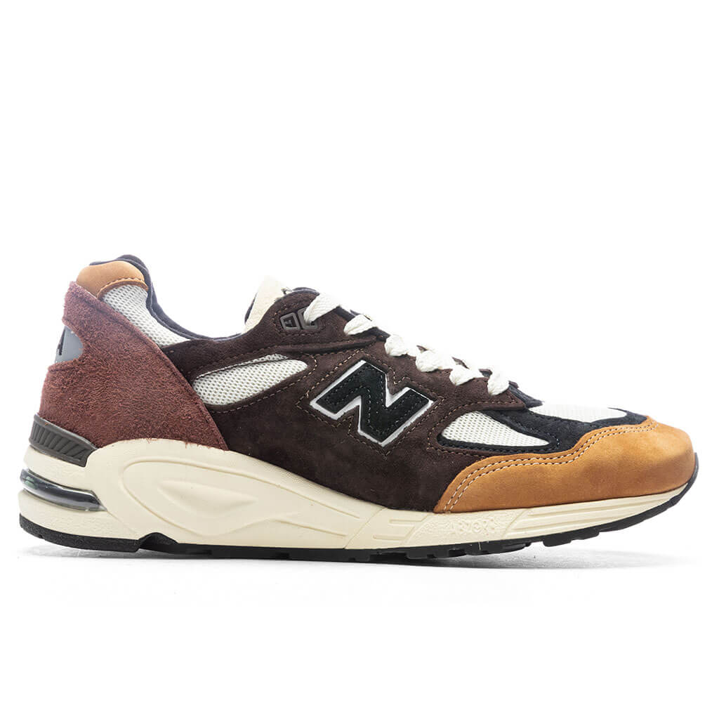 990v2 New balance оригінал – Купити в Україні – боковий вид