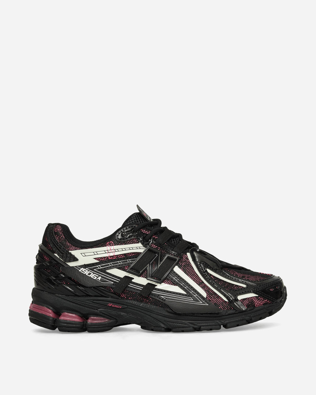 1906A Sneakers Black / Dragon Berry / White - NEW BALANCE