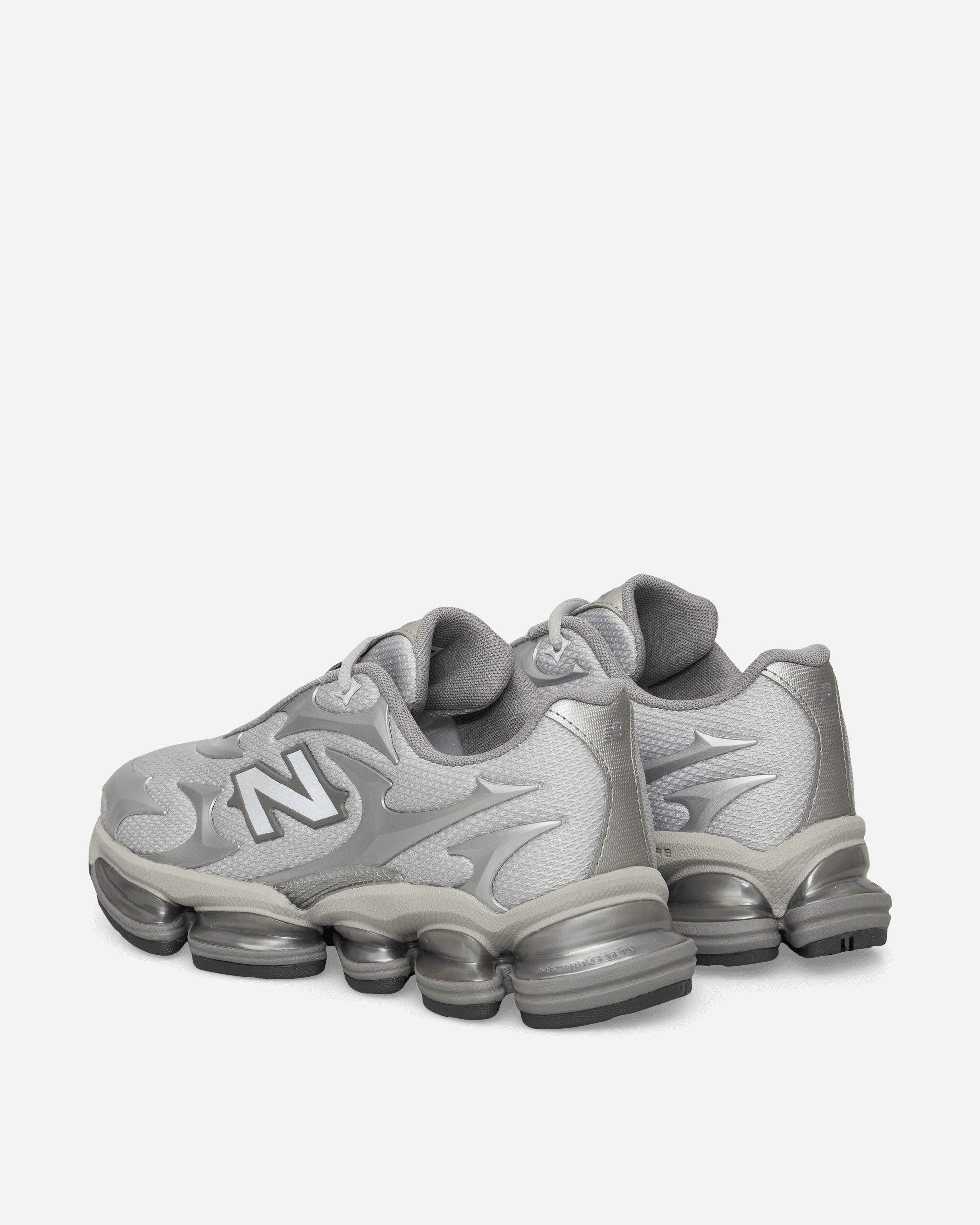 Abzorb 2000 Sneakers Silver Metallic New balance оригінал – Купити в Україні – збільшений вид - NEW BALANCE