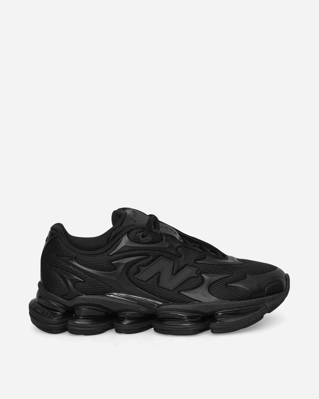 Оригінальна Abzorb 2000 Sneakers Black Metallic New balance – боковий вид