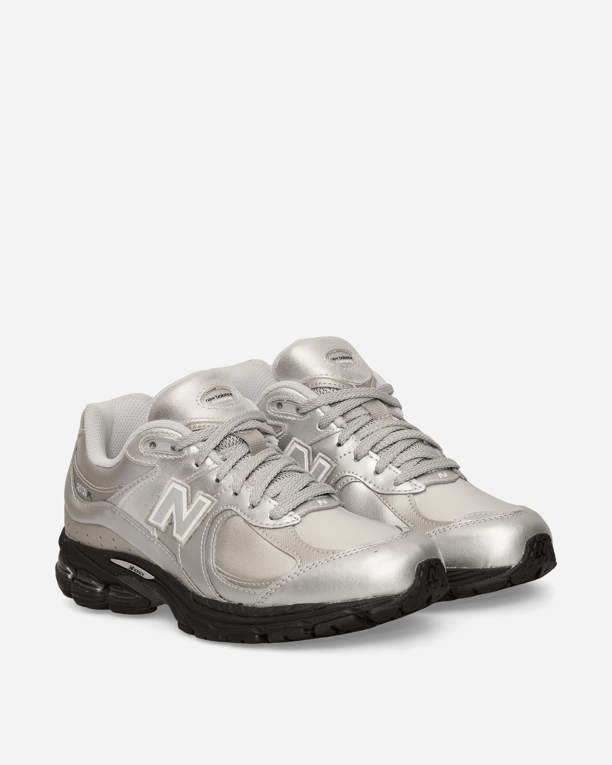 2002r Sneakers Silver Metallic New balance – Гарантія оригінальності – вид ззаду - NEW BALANCE