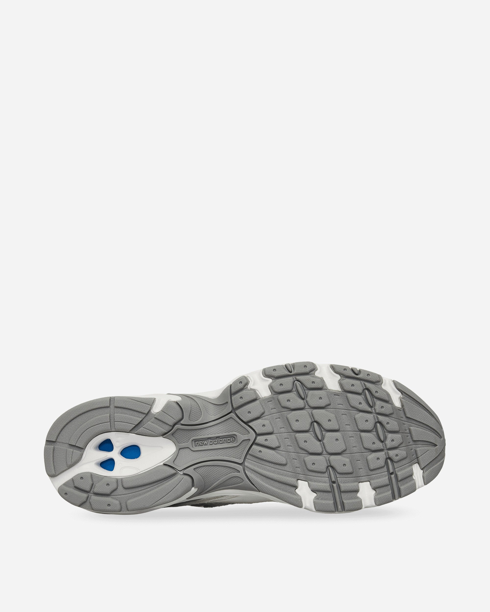 740 Sneakers Grey - NEW BALANCE