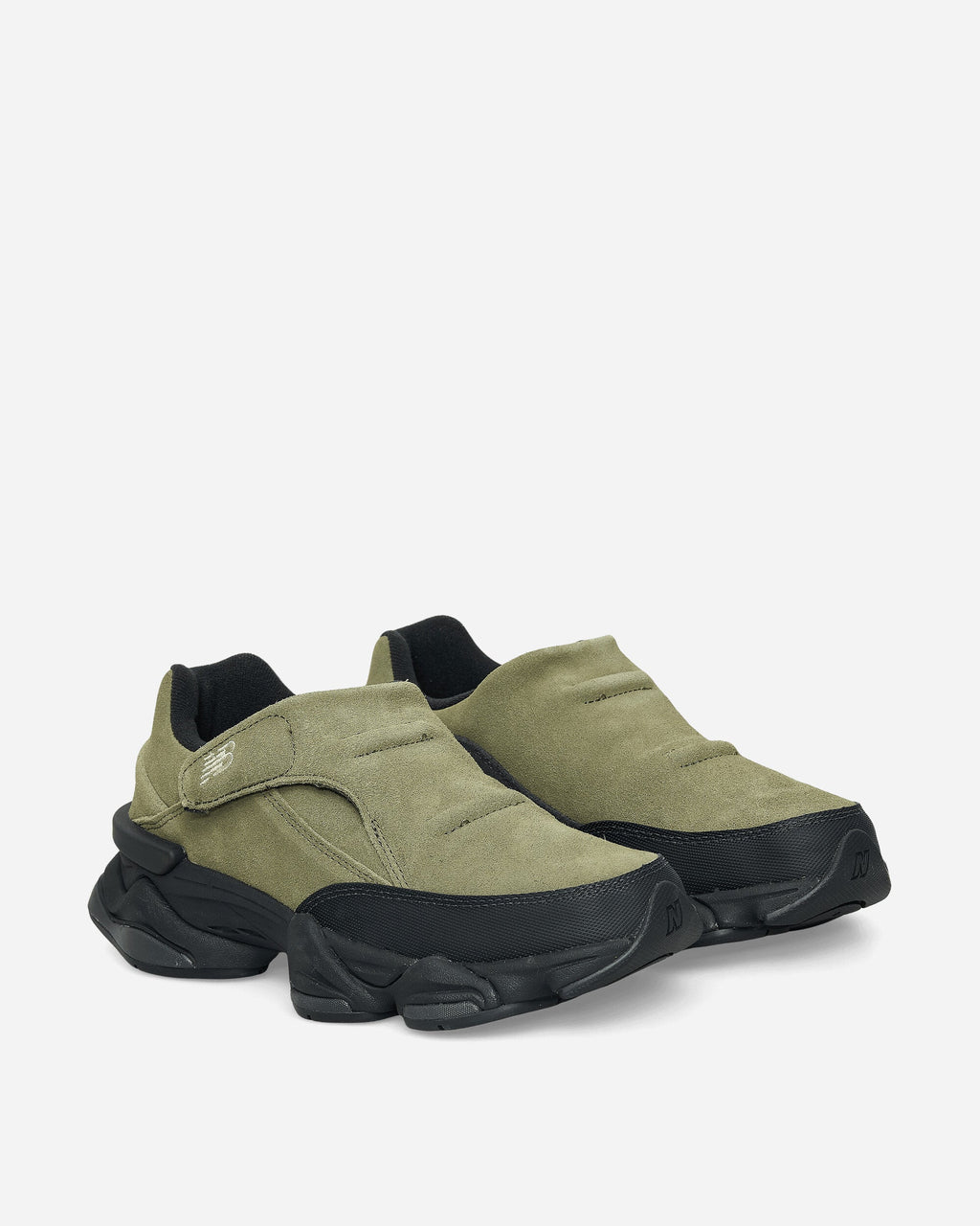 Оригінальна 8040 Sneakers Dark Olivine New balance – вид ззаду