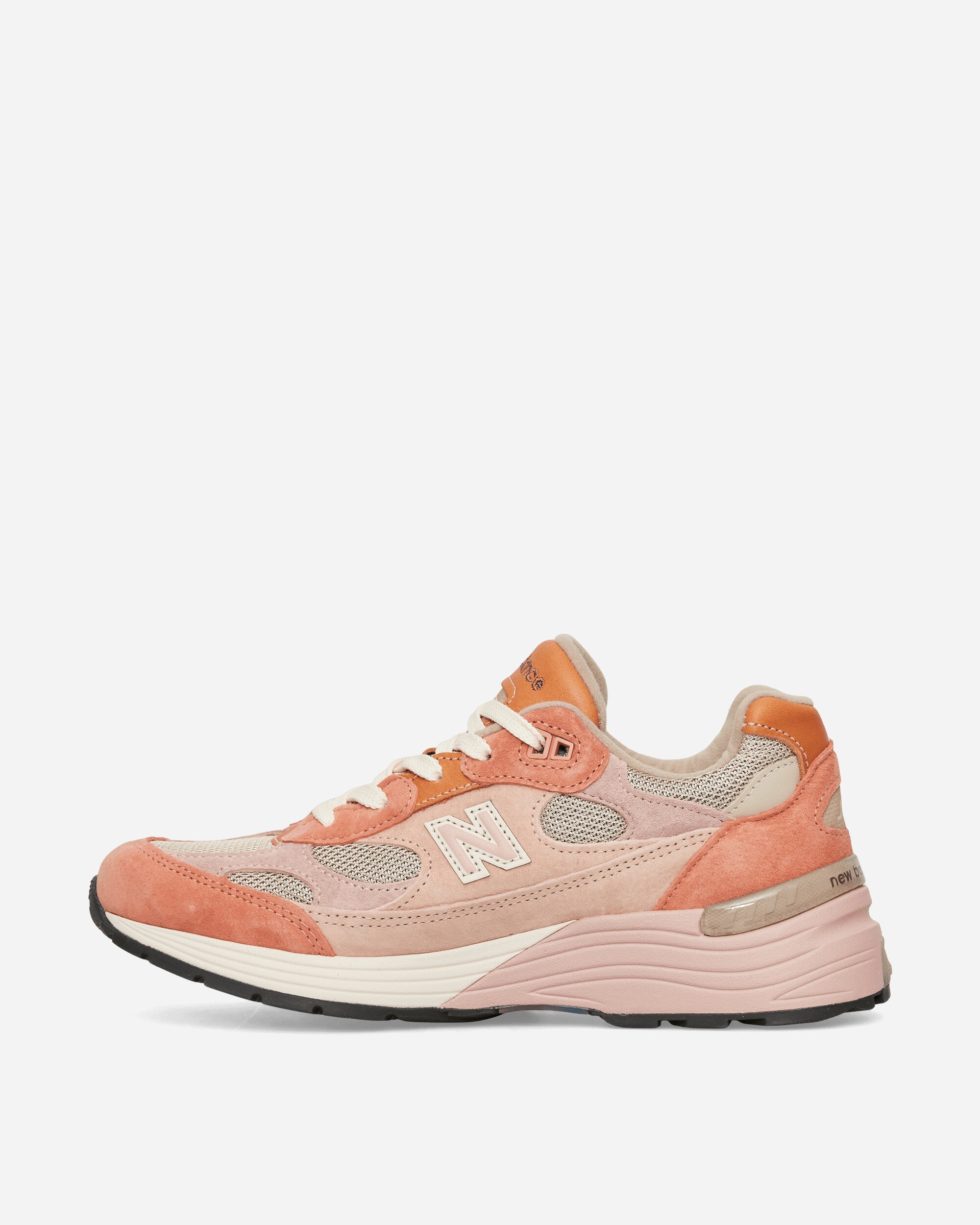 Joe Freshgoods 992 Sneakers Rose Smoke New balance оригінал – Купити в Україні – детальний вид - NEW BALANCE