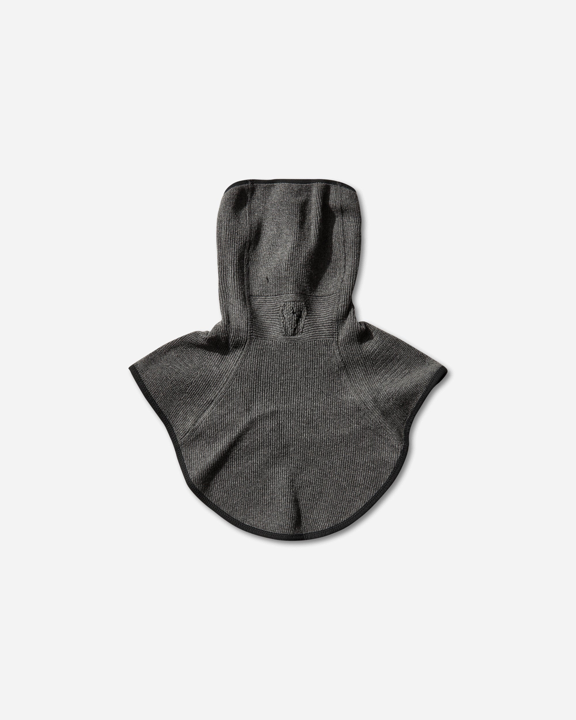 Nocta Code Neck Warmer Dark Grey Nike оригінал – Купити в Україні – вид ззаду - NIKE