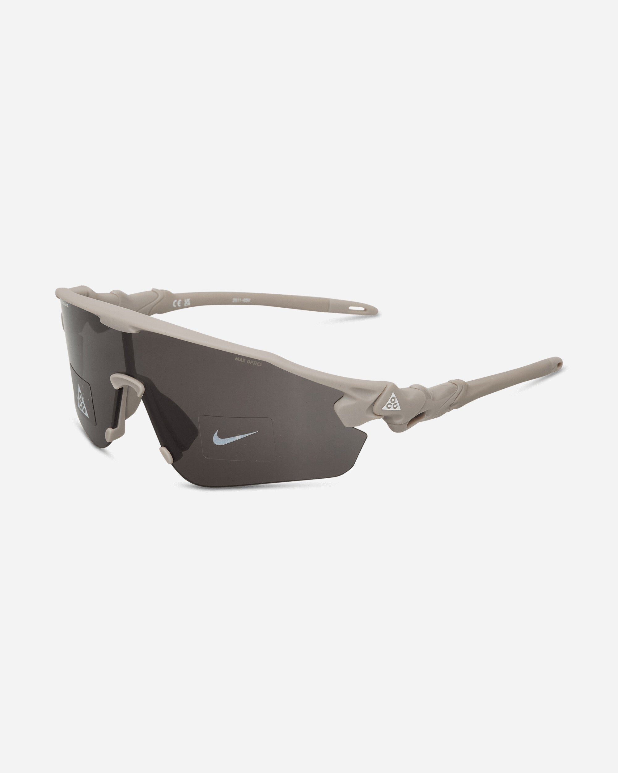 Acg Vista Peak Terrain Tint Sunglasses College Grey Nike оригінал – Купити в Україні – детальний вид - NIKE