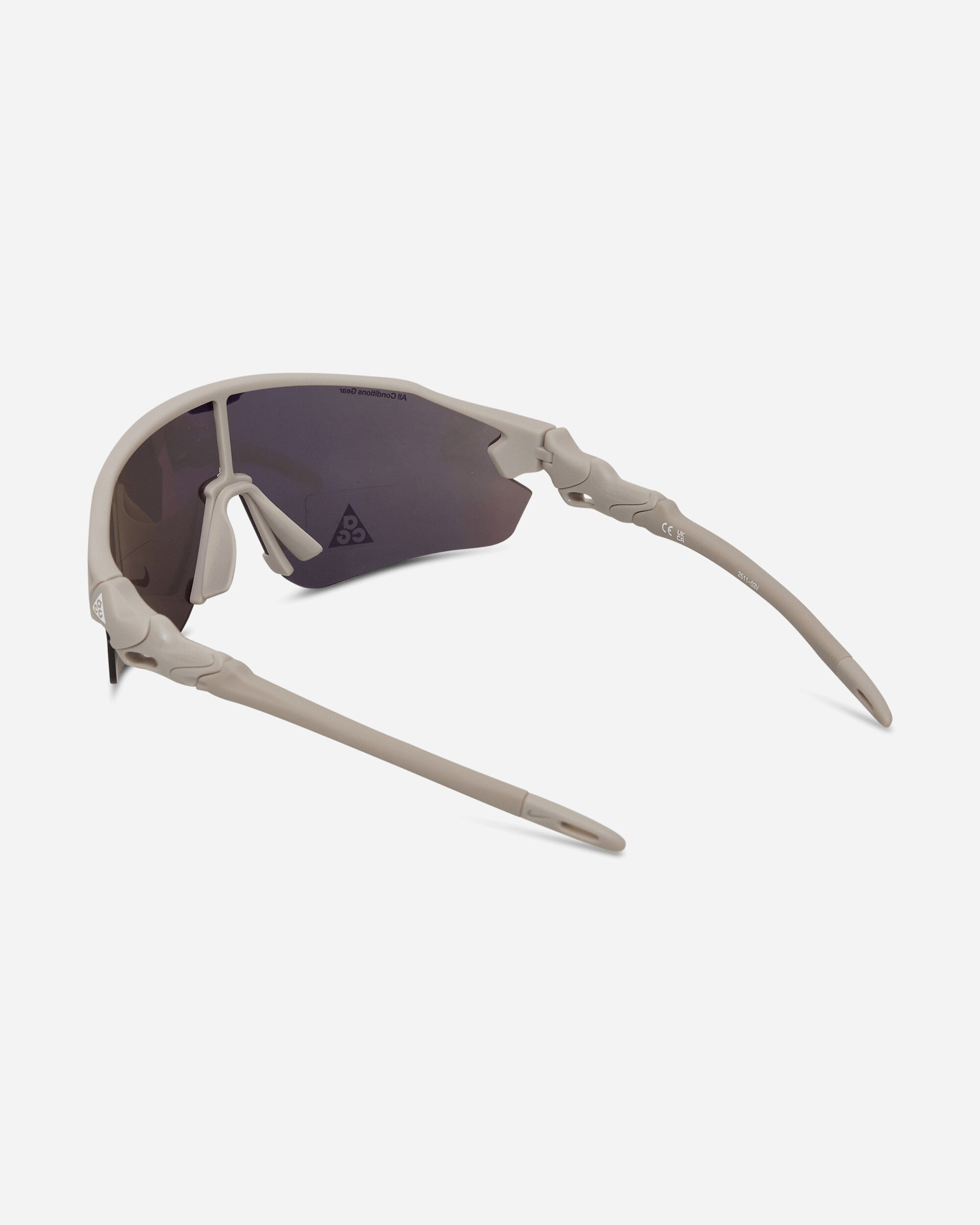 Acg Vista Peak Terrain Tint Sunglasses College Grey Nike оригінал – Купити в Україні – збільшений вид - NIKE