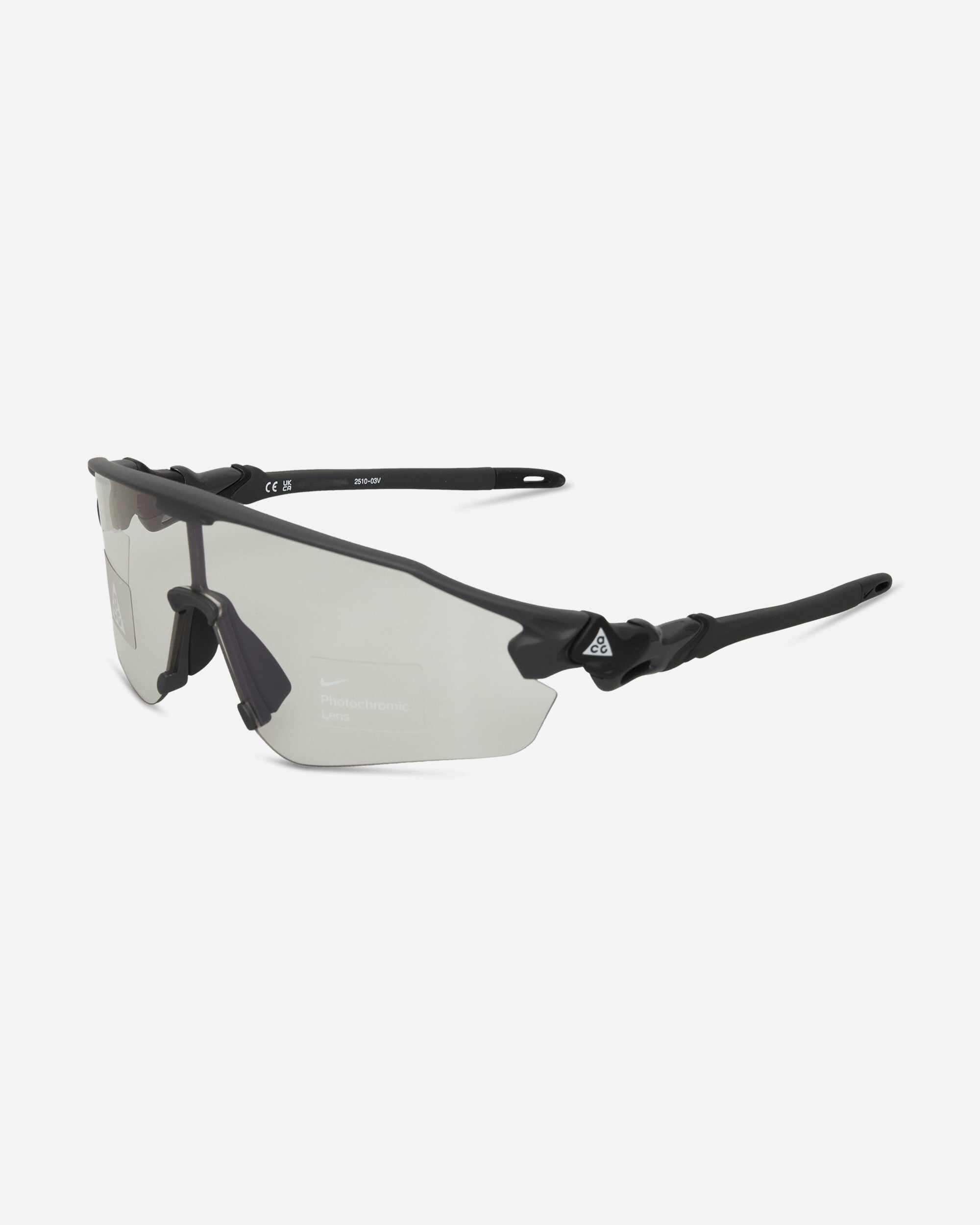 Acg Vista Vert Photochromic Sunglasses Anthracite Nike – Гарантія оригінальності – детальний вид - NIKE