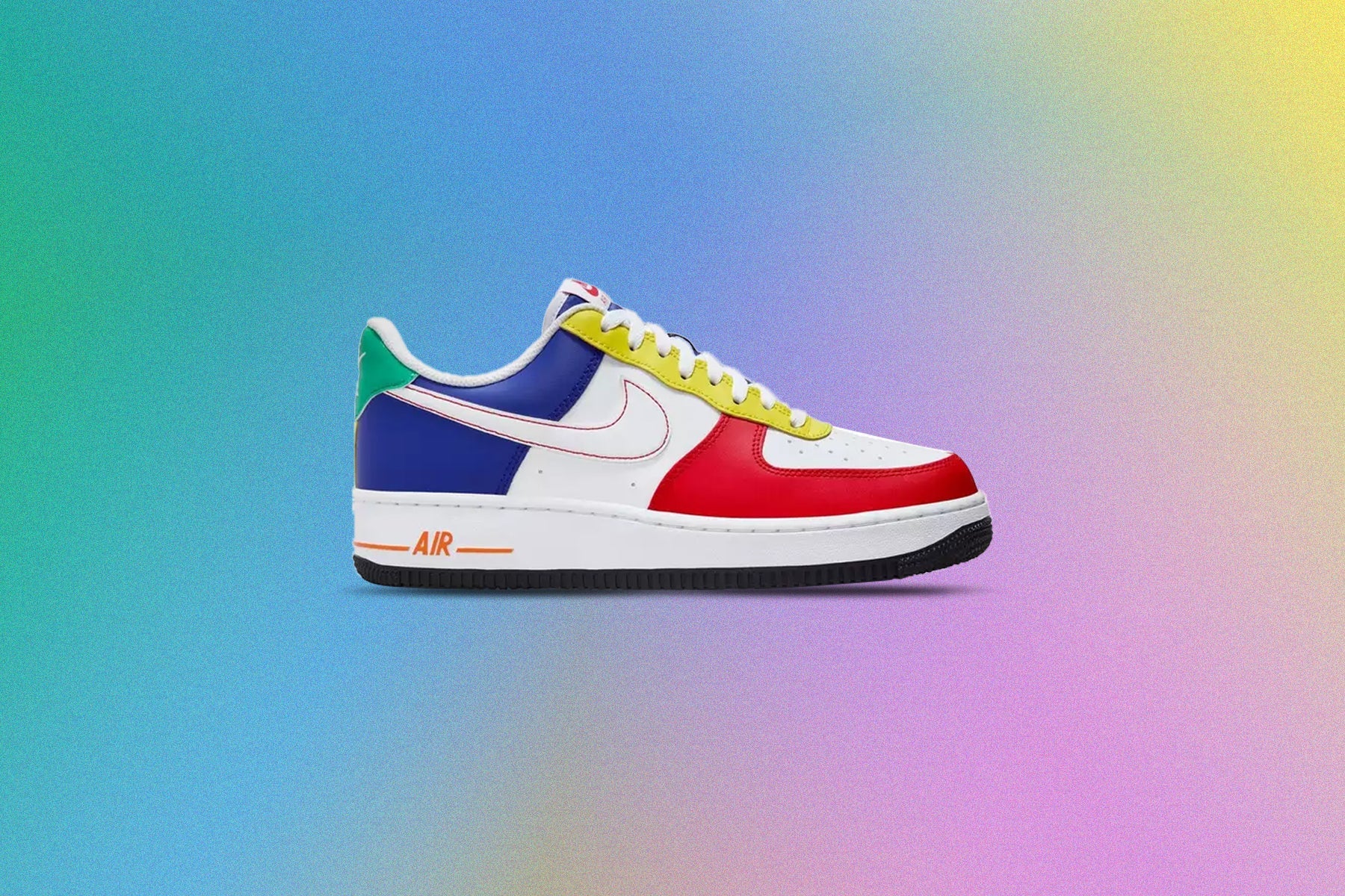 Оригінальна Air Force 1 07 Lv8 Nike – вид ззаду