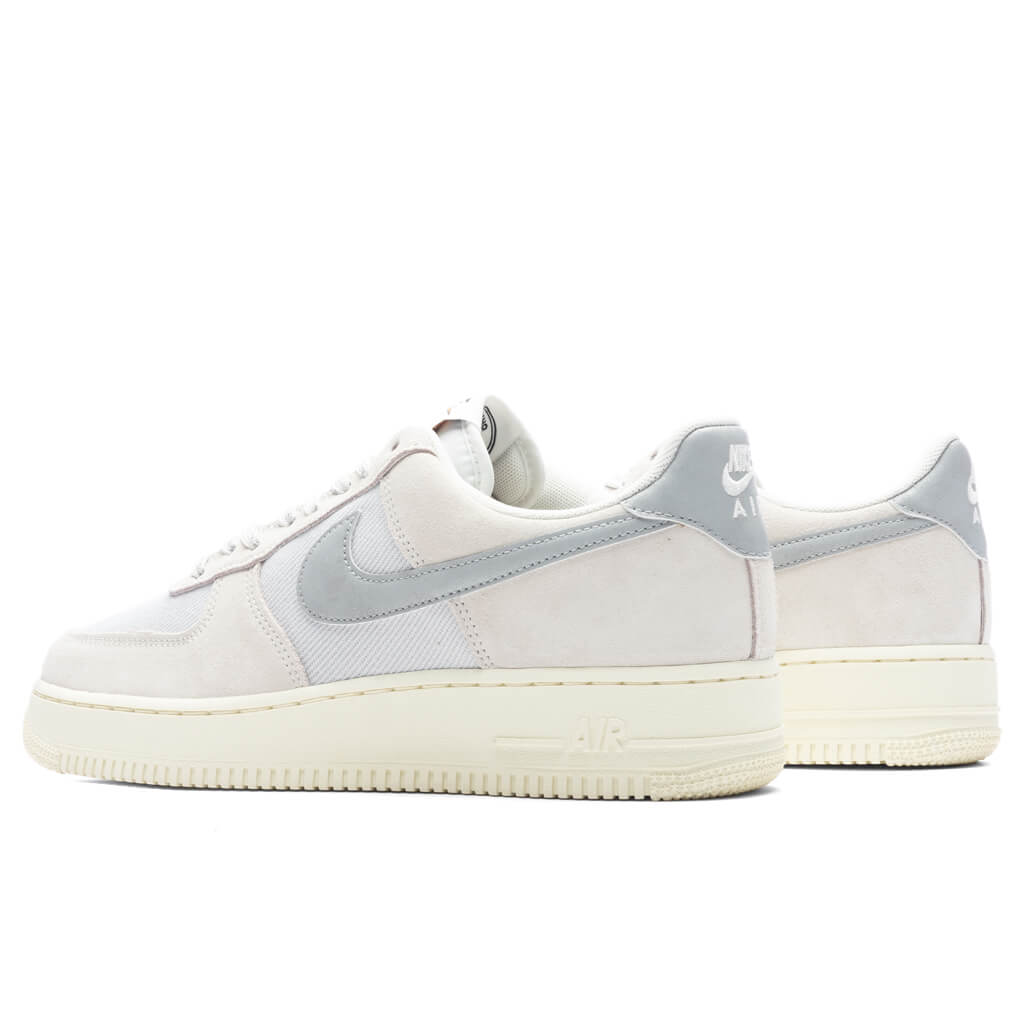 Оригінальна Air Force 1 07 Lv8 Nike – детальний вид