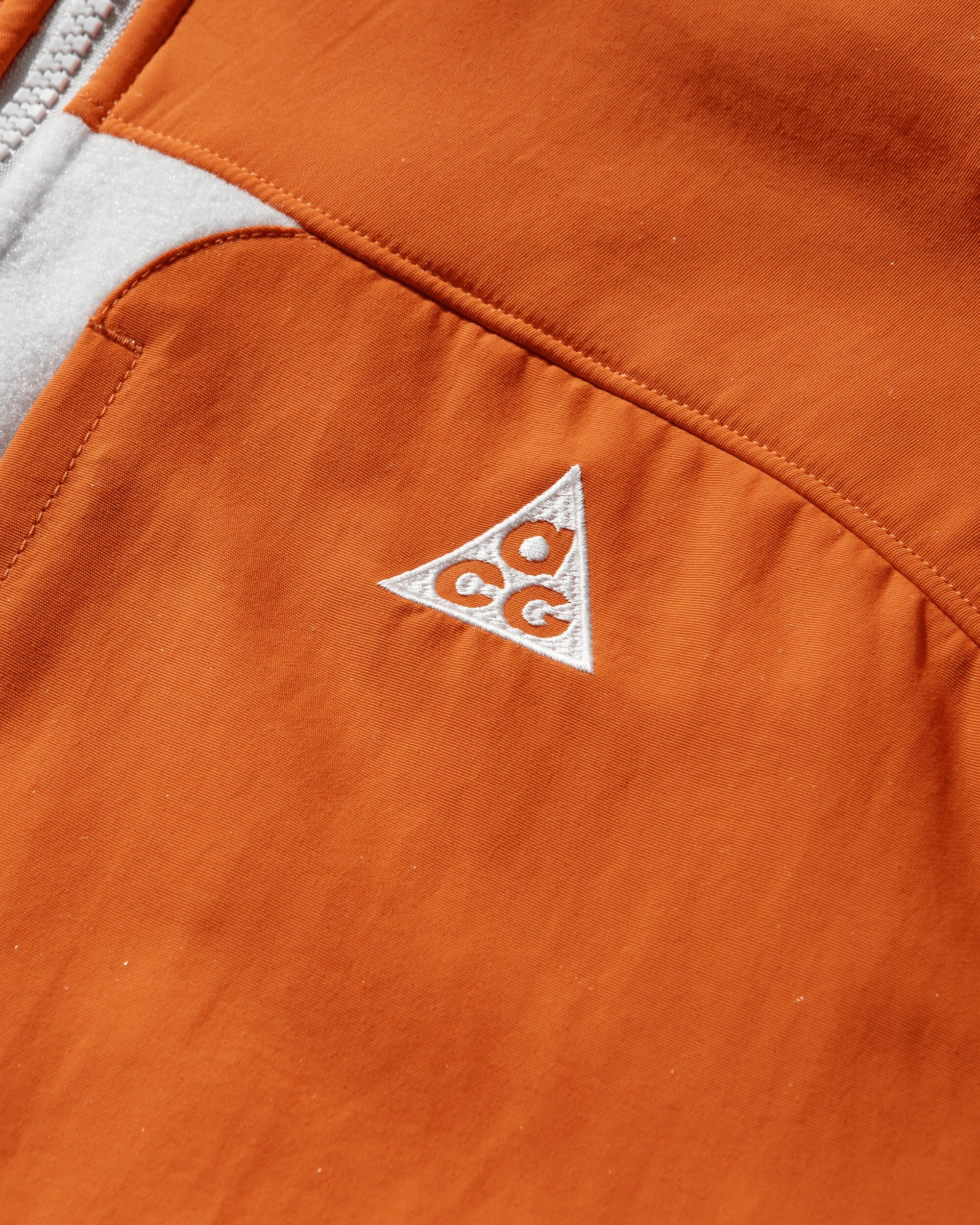 Mens Acg Wolf Tree Plus Full-Zip Hooded MID Layer Safety Orange Nike оригінал – Купити в Україні – збільшений вид