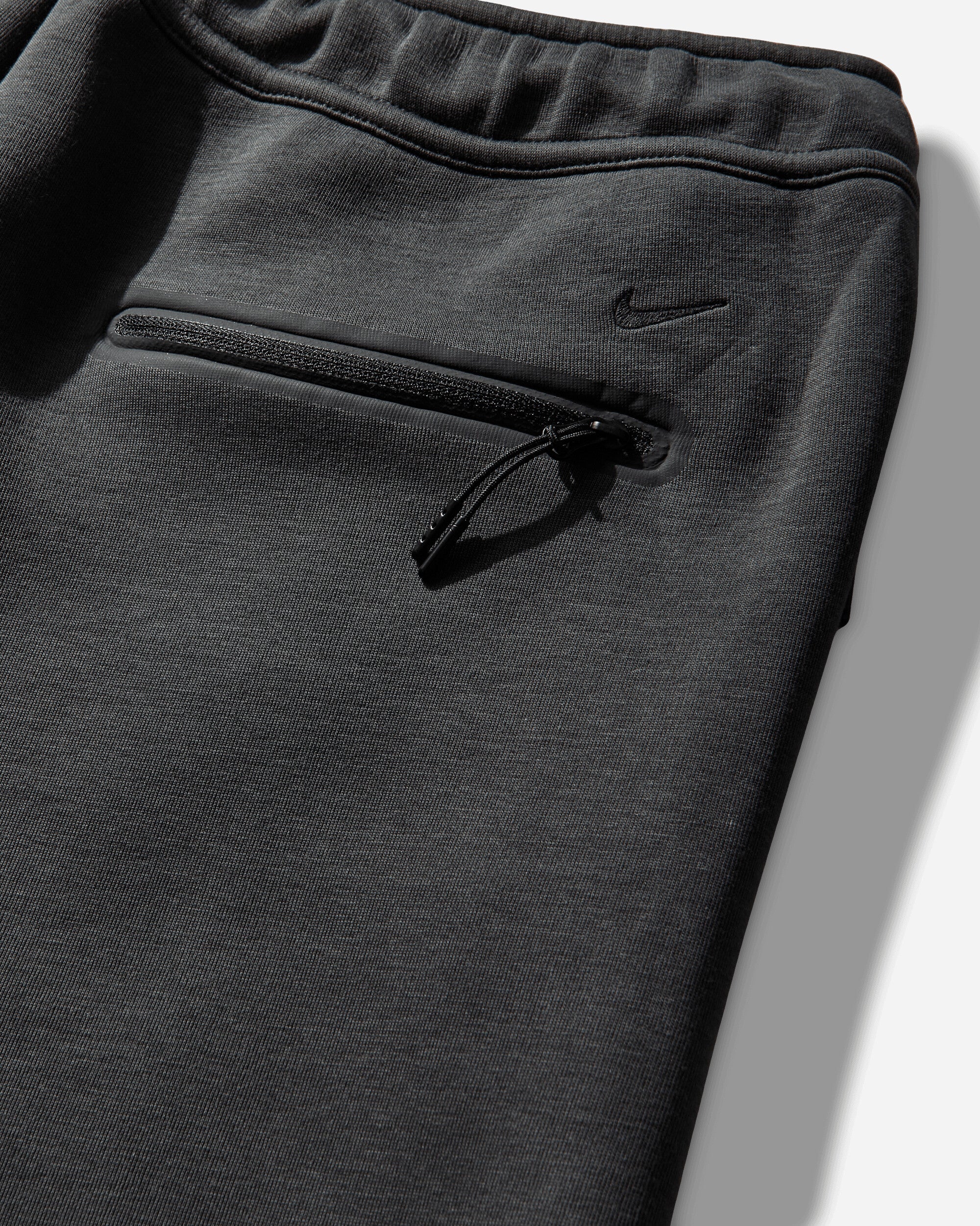 Mens Tech Fleece Oversized Fit Shorts Anthracite Nike – Гарантія оригінальності – збільшений вид