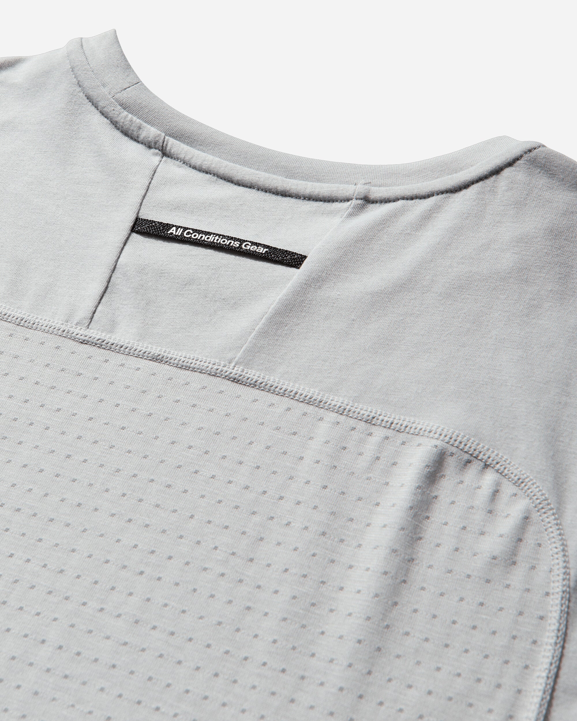 Mens Acg Solar Chase Dri-Fit Adv Trail Running Top Grey Fog Nike оригінал – Купити в Україні – детальний вид