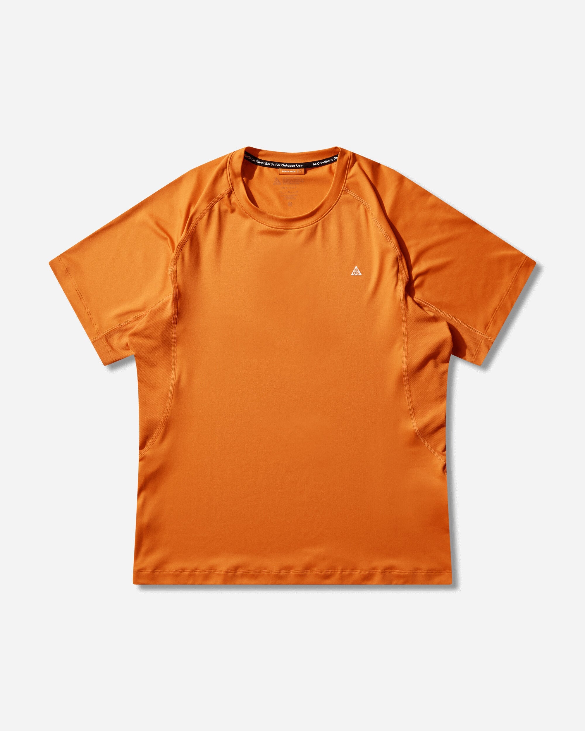 Mens Acg Wildsee Dri-Fit Shortsleeve Base Layer Top Safety Orange Nike оригінал – Купити в Україні – боковий вид