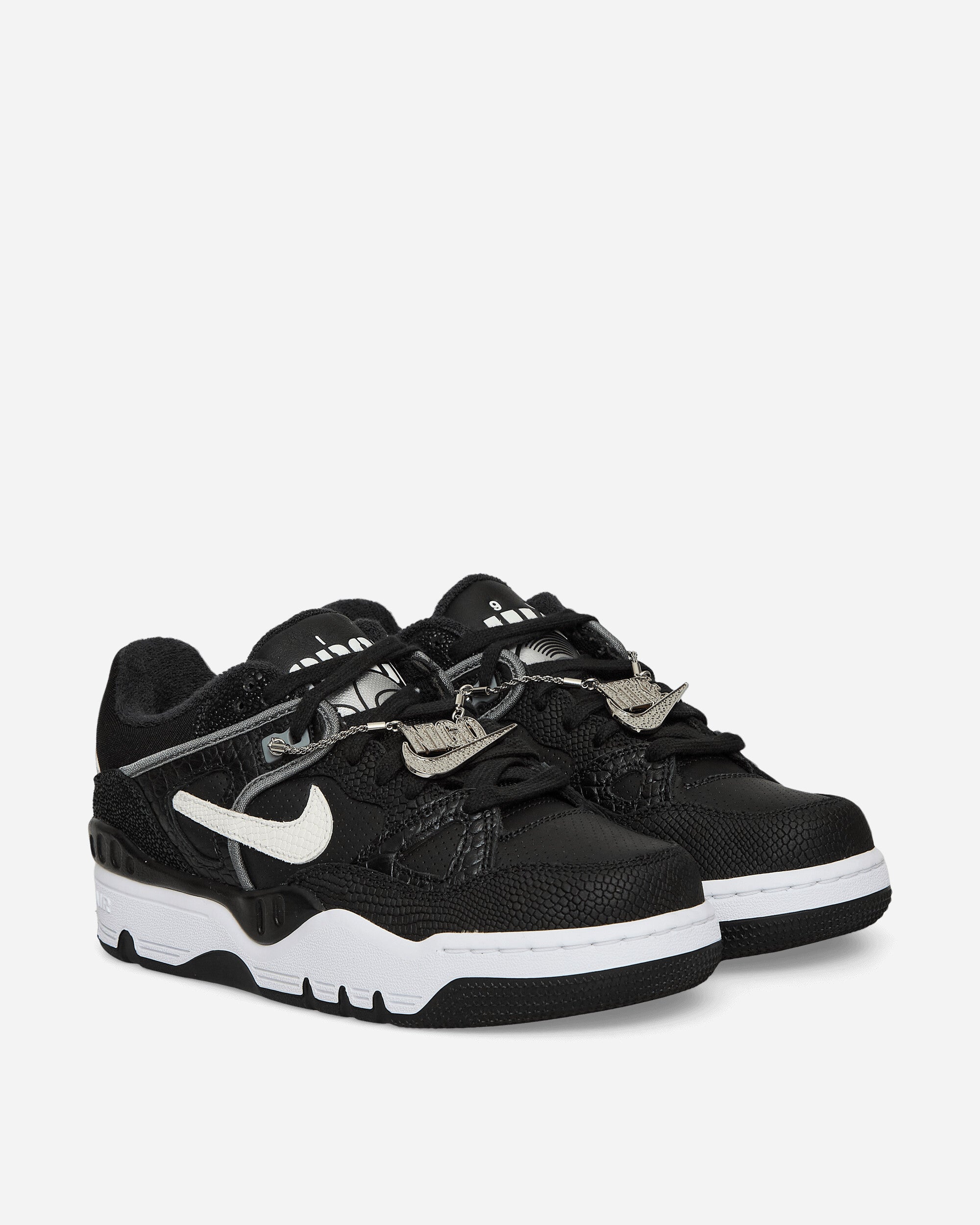 Оригінальна Nigo Air Force 3 Low Sneakers Black Nike – вид ззаду