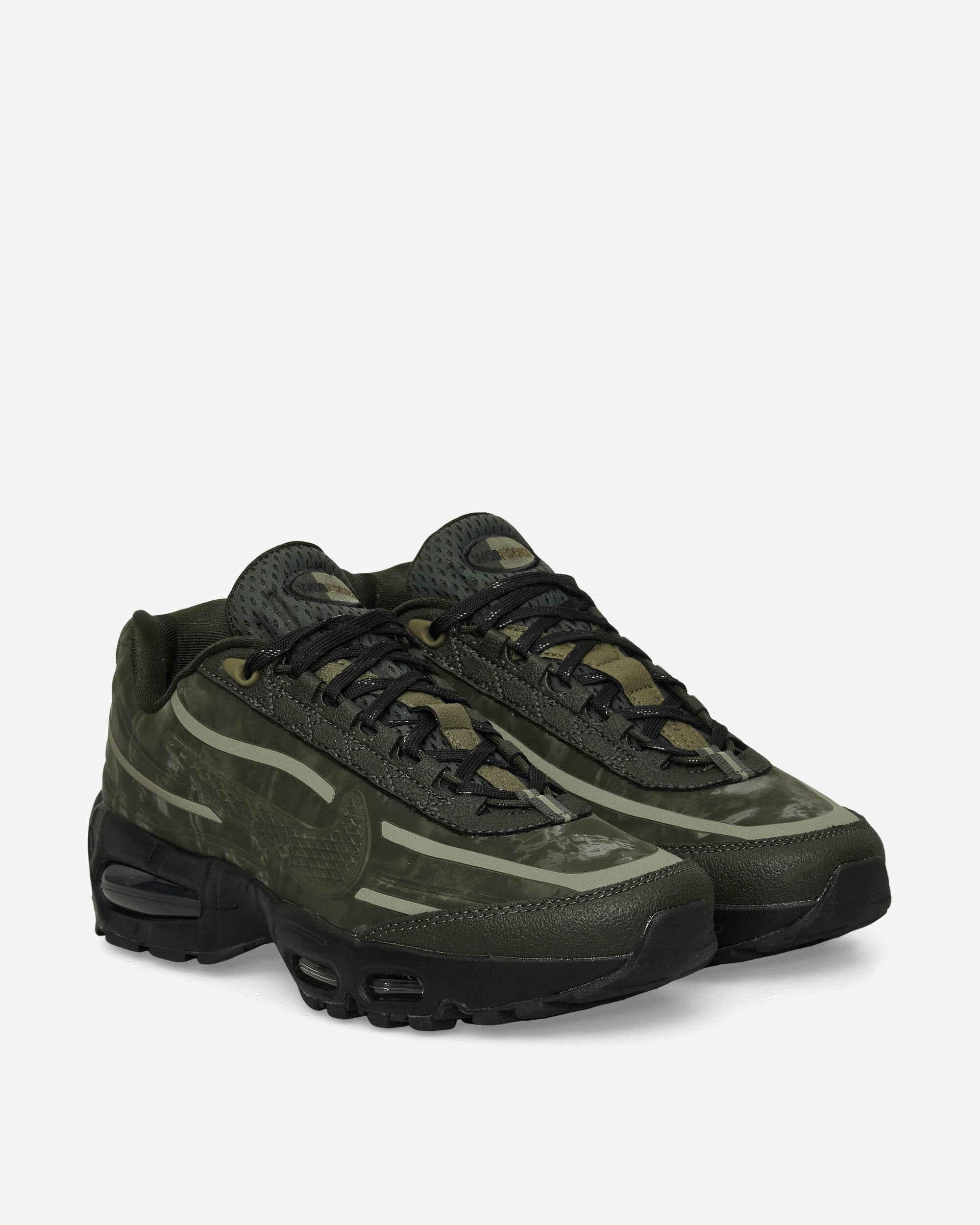 Оригінальна Worksout Air Max 95 Sneakers Medium Olive Nike – вид ззаду - NIKE