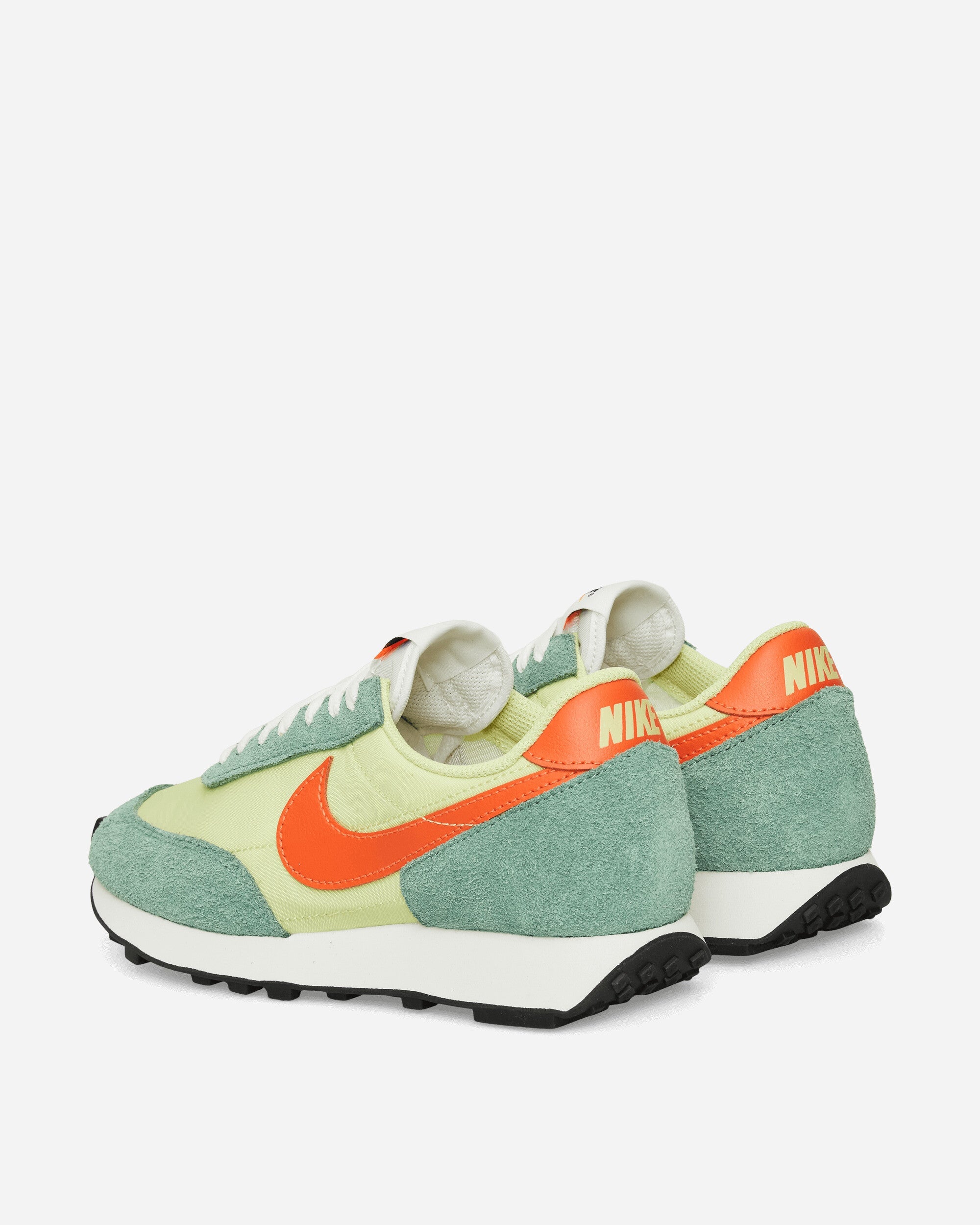 Daybreak Sneakers Limelight Nike оригінал – Купити в Україні – збільшений вид - NIKE