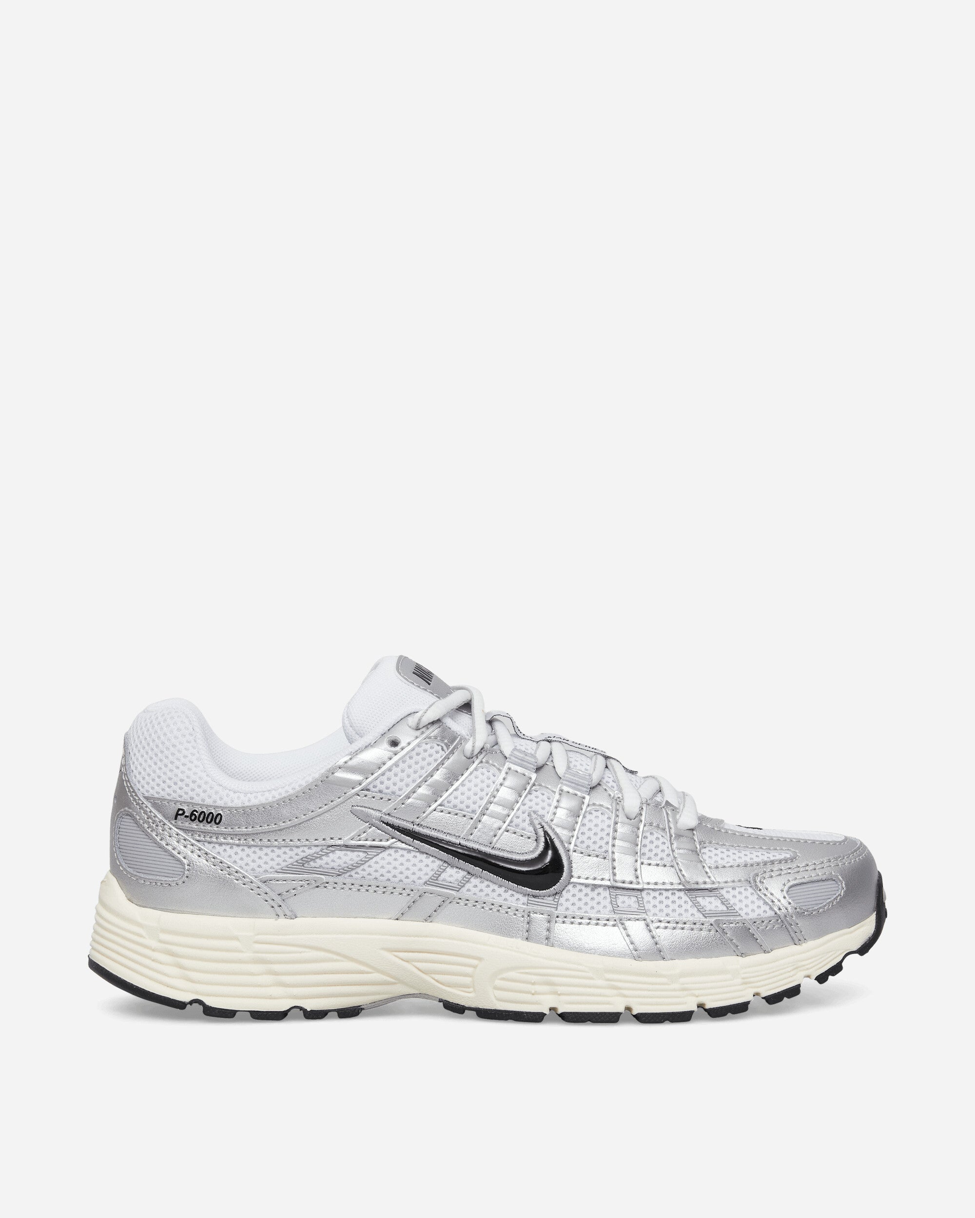 Оригінальна P-6000 Sneakers White Nike – боковий вид