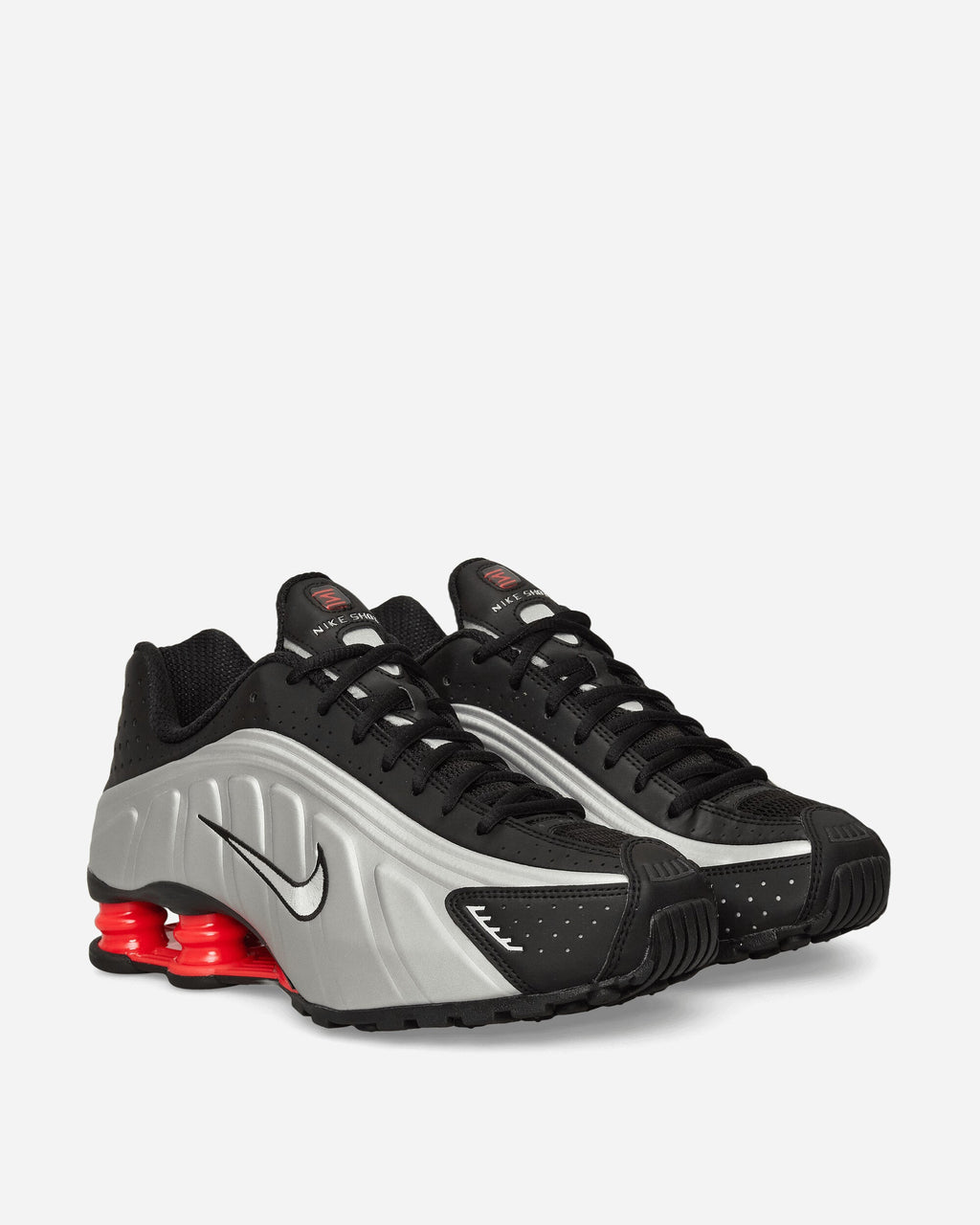 Оригінальна Womens Shox R4 Sneakers Metallic Silver Nike – вид ззаду