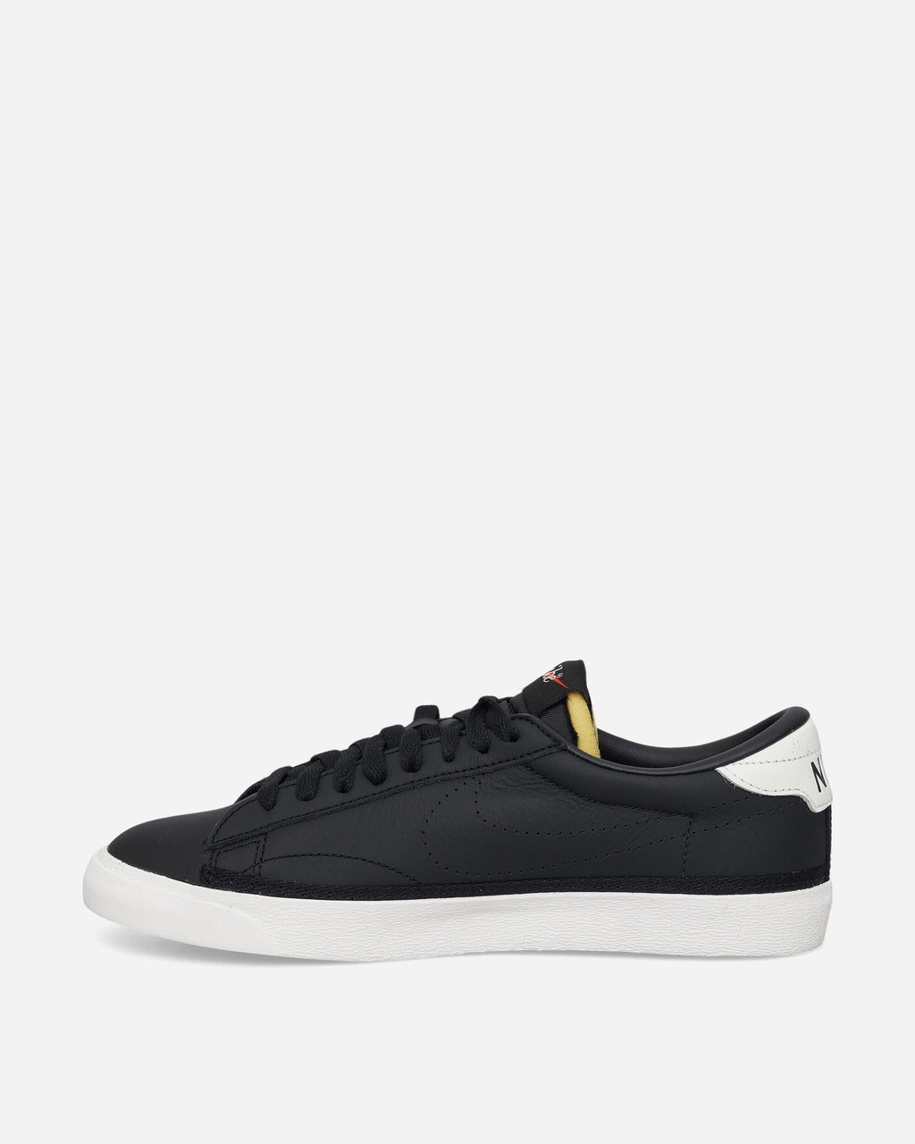 Tennis Classic Sneakers Black Nike оригінал – Купити в Україні – детальний вид