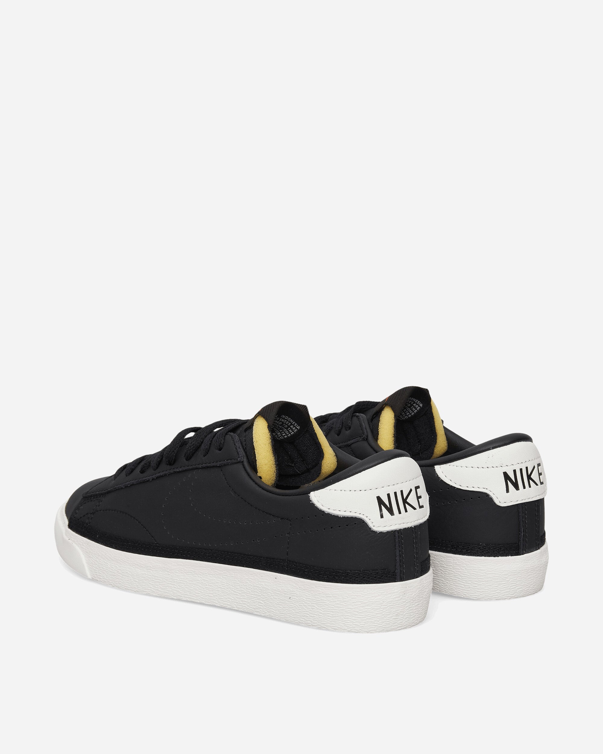 Tennis Classic Sneakers Black Nike оригінал – Купити в Україні – збільшений вид