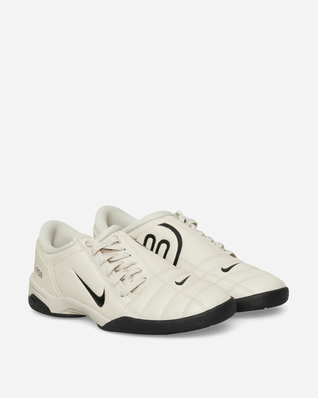 Оригінальна Total 90 Sneakers Light Orewood Brown Nike – вид ззаду