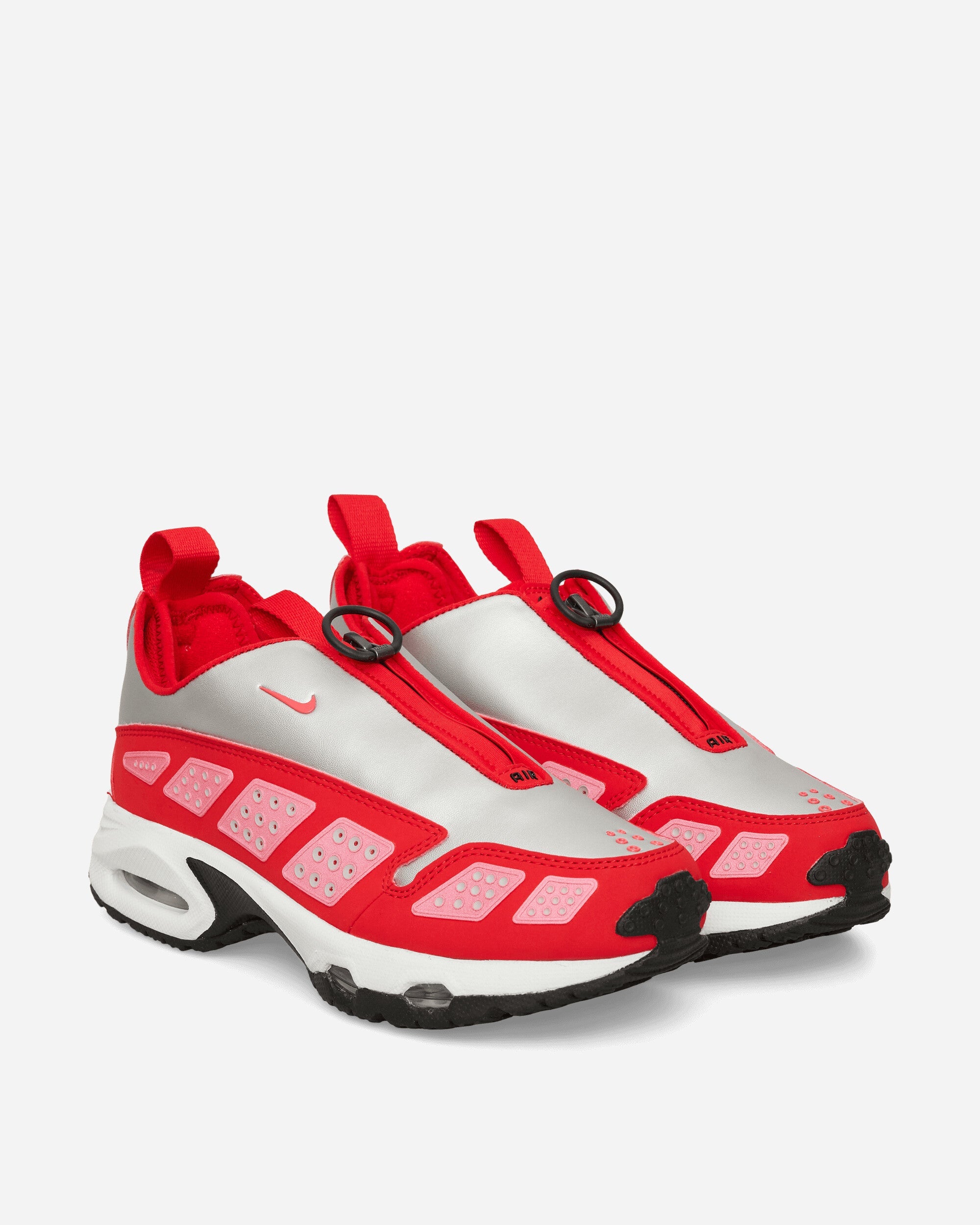Womens Air Max Sndr Sneakers Silver Nike оригінал – Купити в Україні – вид ззаду - NIKE