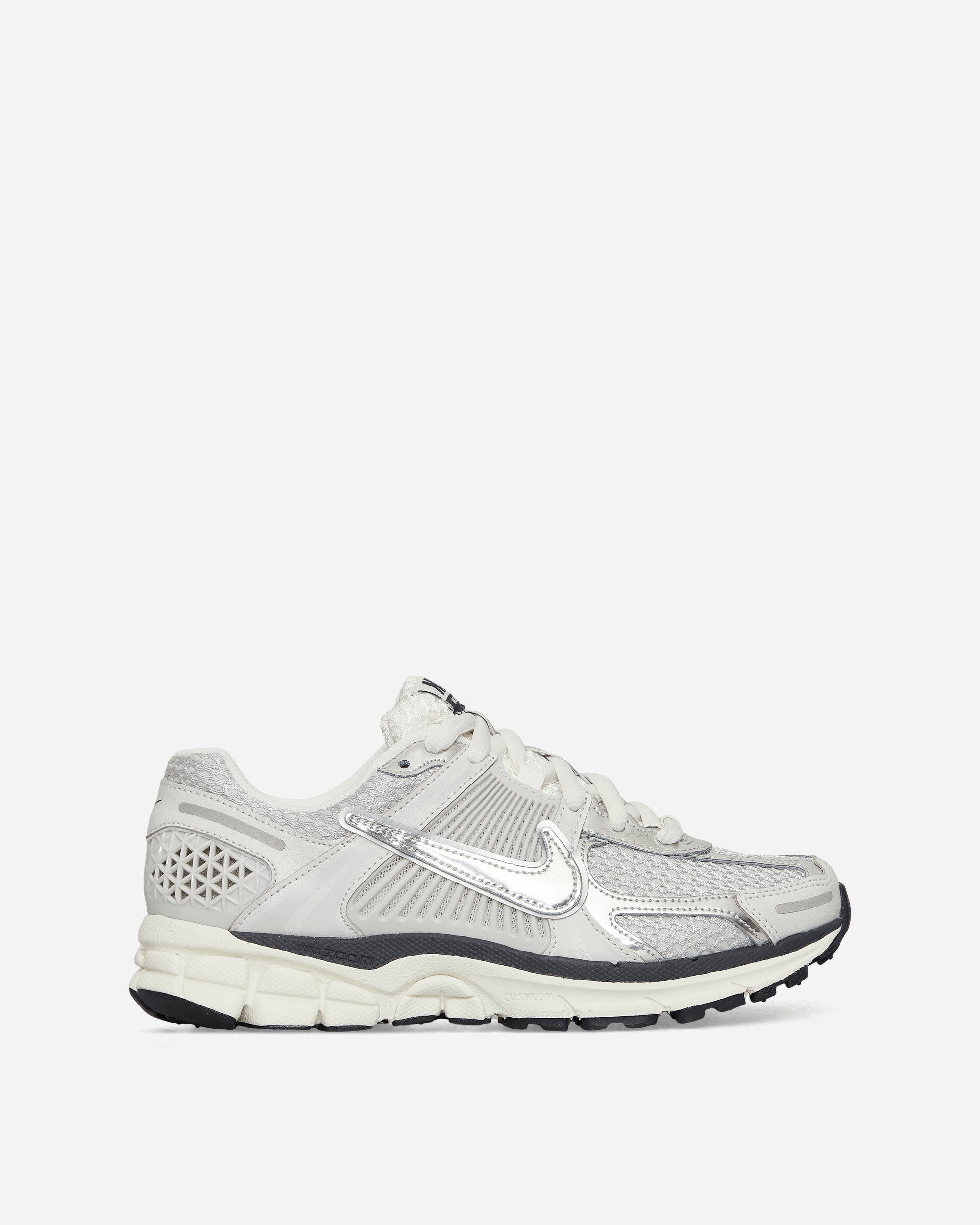 Nike Footwear оригінал | Швидка доставка Україна – боковий вид - NIKE