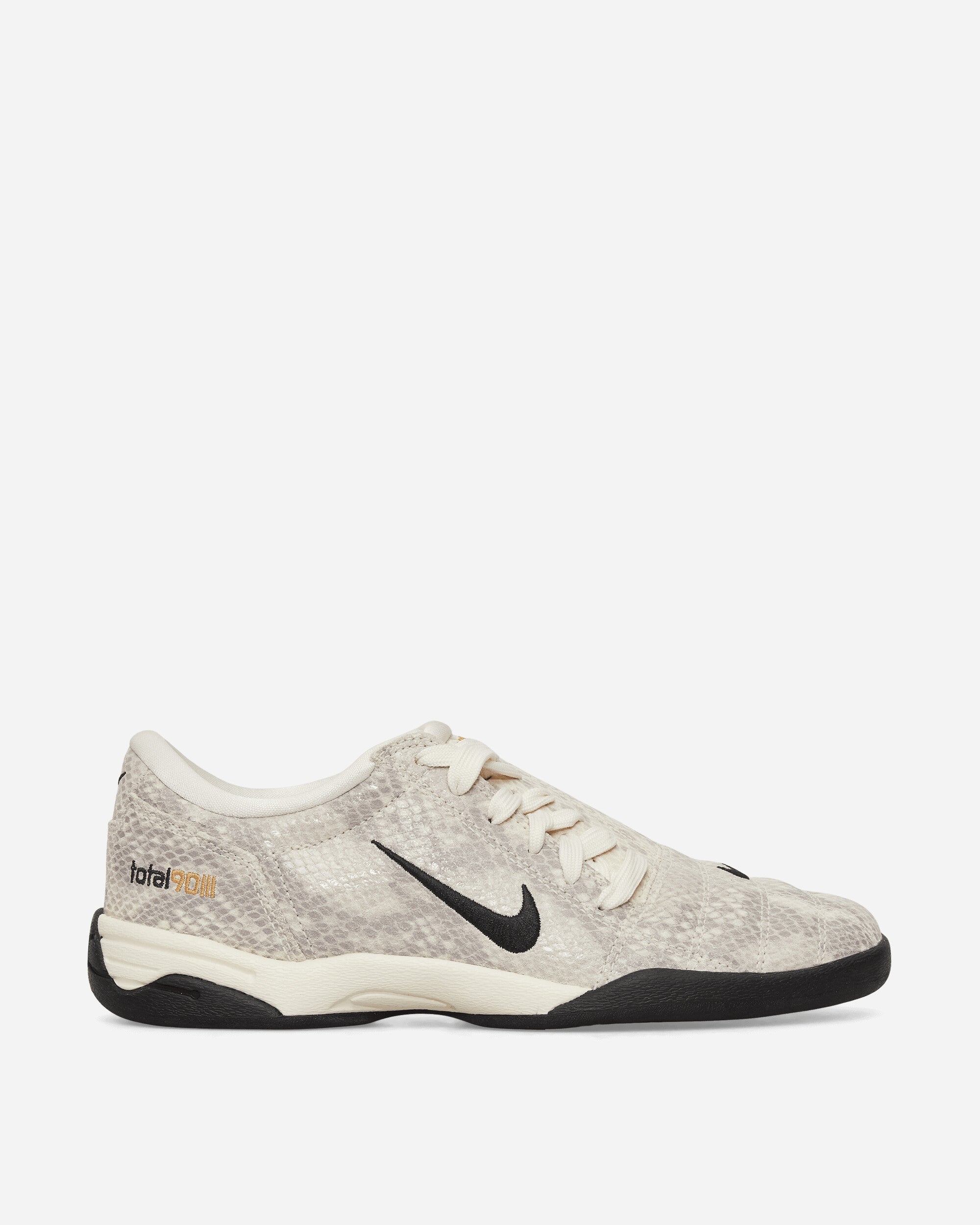 Womens Total 90 Sneakers Pale Ivory Nike оригінал – Купити в Україні – боковий вид