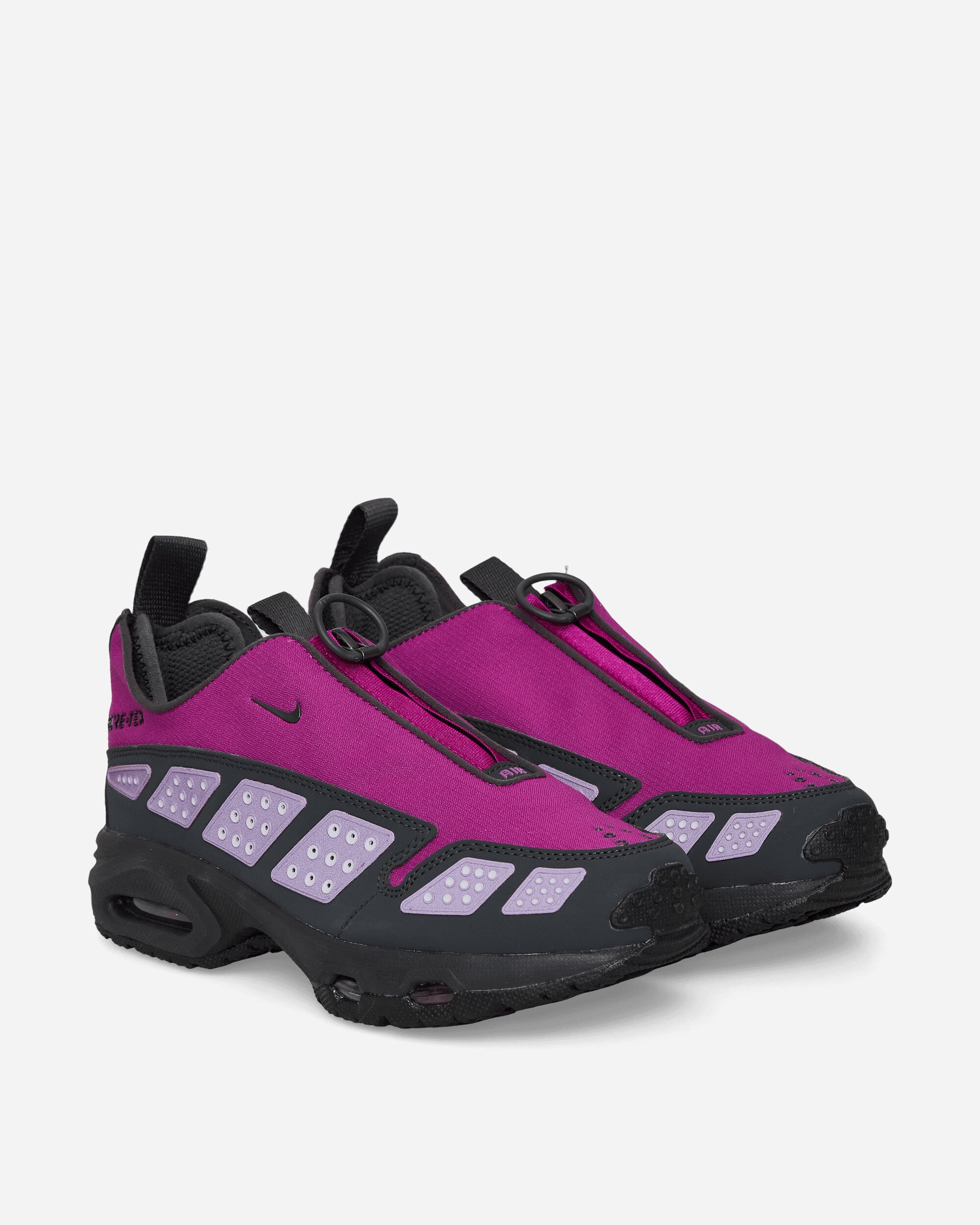 Womens Air Max Sndr Gore-Tex Sneakers Bold Berry Nike оригінал – Купити в Україні – детальний вид - NIKE
