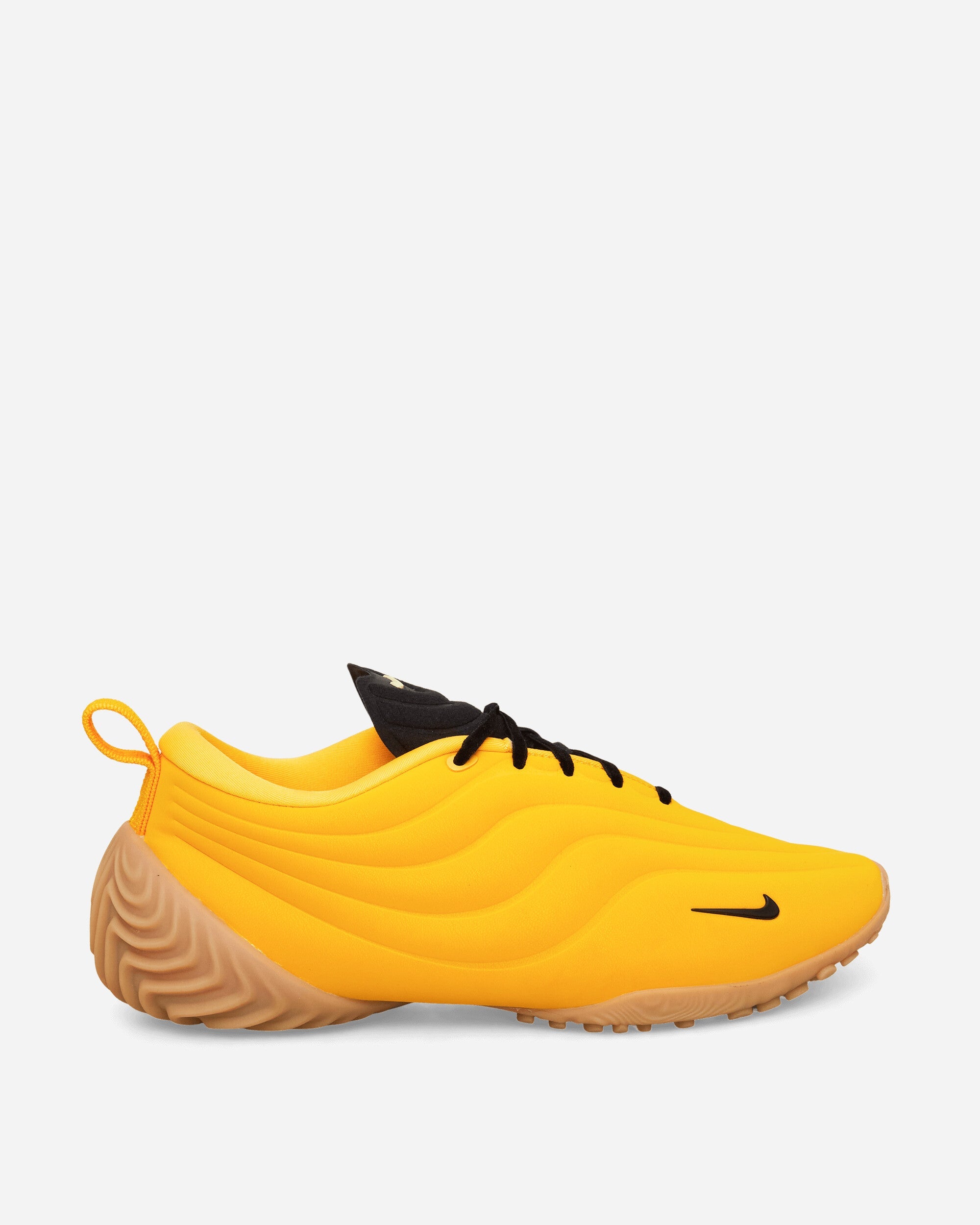 Womens Astra Ultra Sneakers University Gold Nike – Гарантія оригінальності – боковий вид