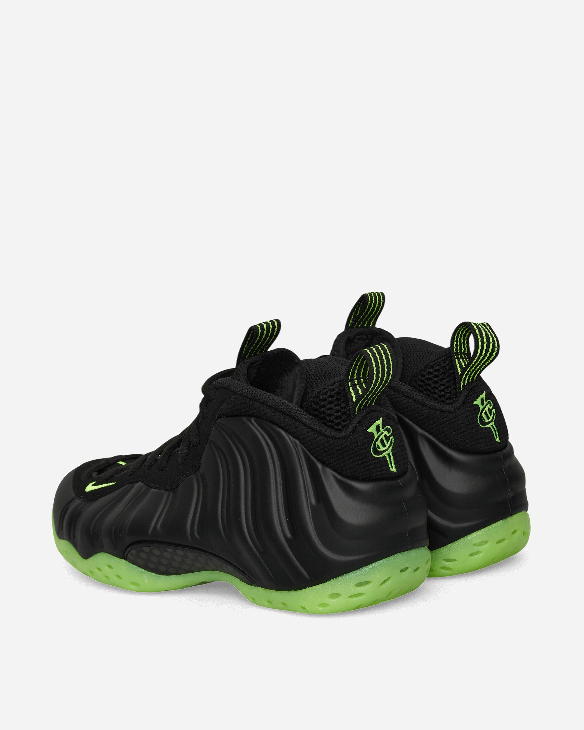 Air Foamposite One Sneakers Black / Volt - NIKE