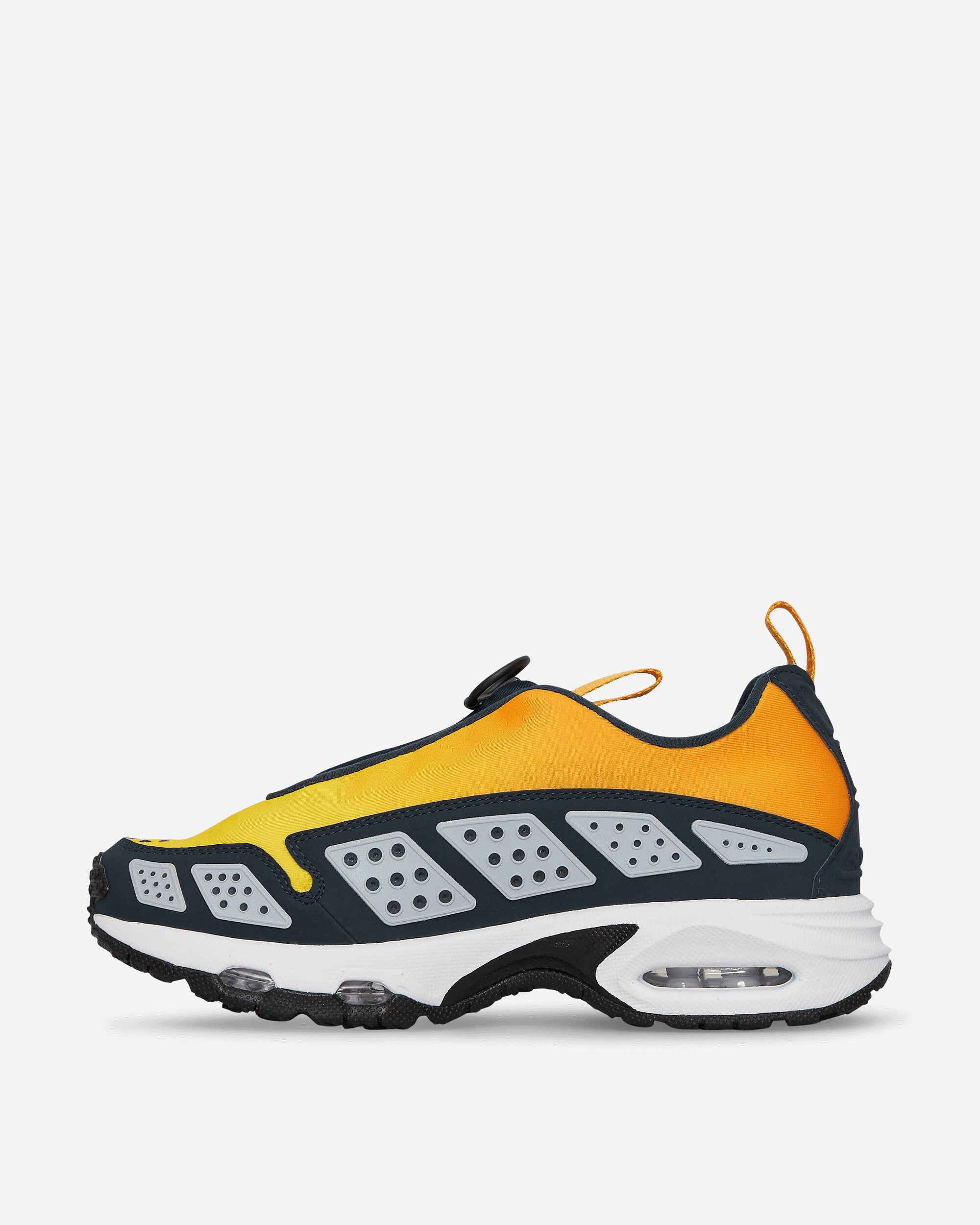 Womens Air Max Sndr Sneakers Canyon Gold Nike – Гарантія оригінальності – збільшений вид - NIKE