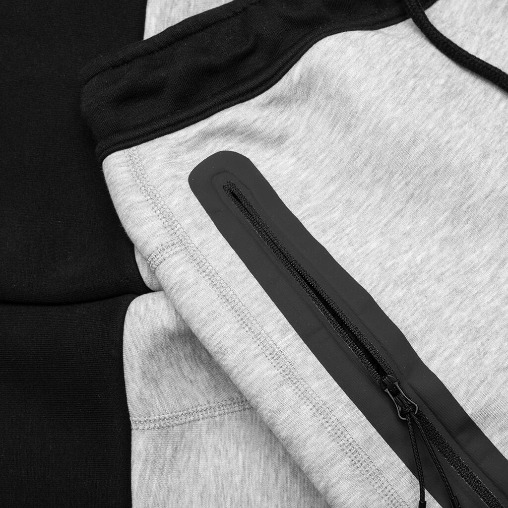 Оригінальна Sportswear Tech Fleece Slim Fit Joggers Nike – детальний вид