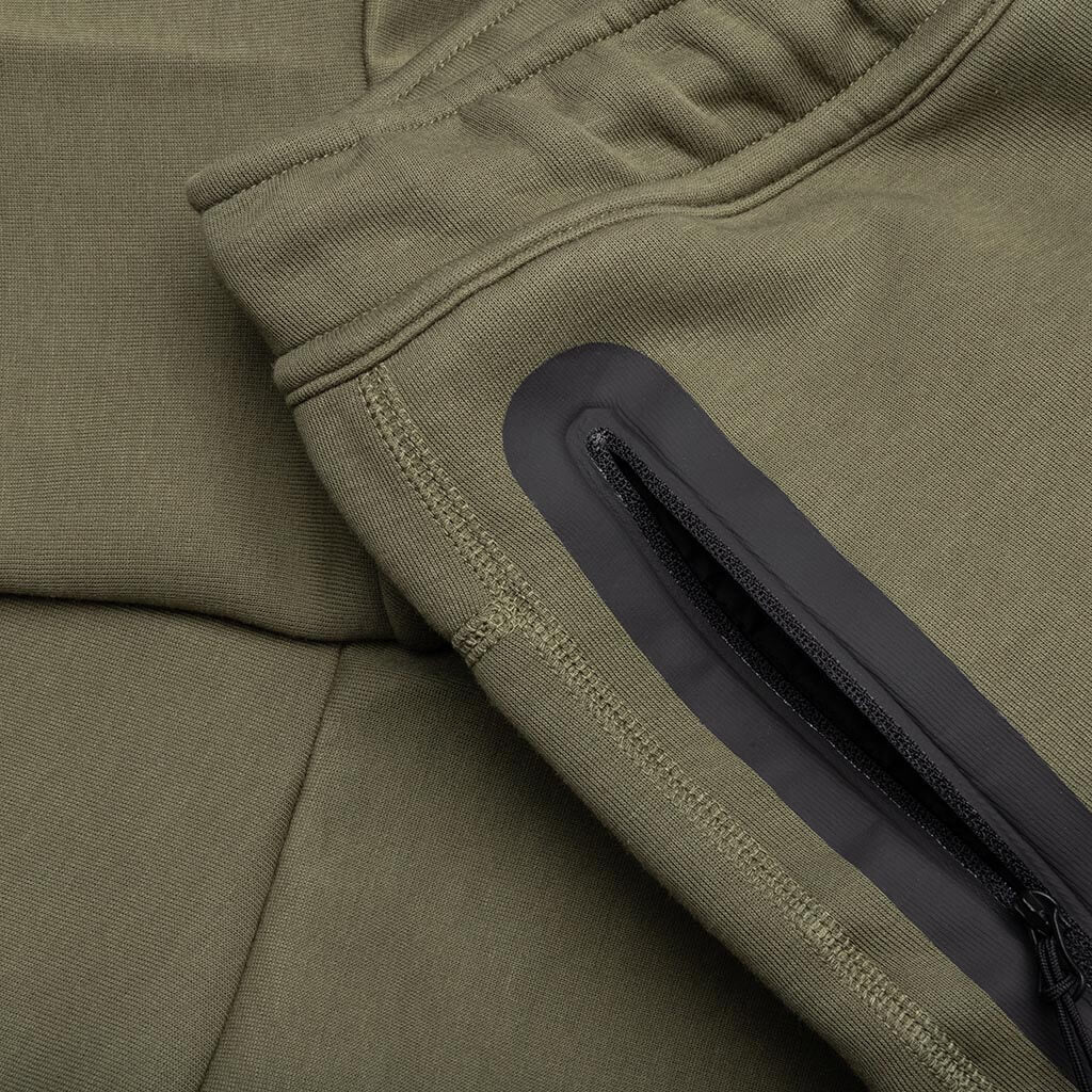 Оригінальна Sportswear Tech Fleece Slim Fit Joggers Nike – детальний вид