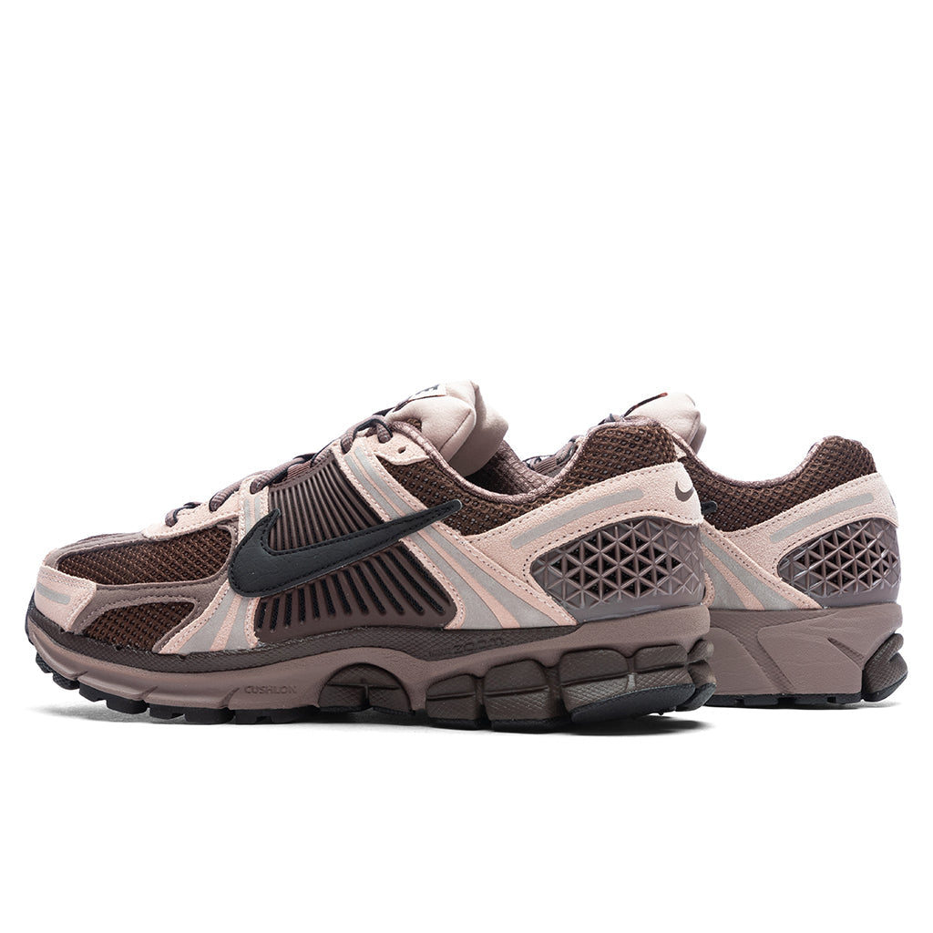 Оригінальна Womens Zoom Vomero 5 Nike – детальний вид
